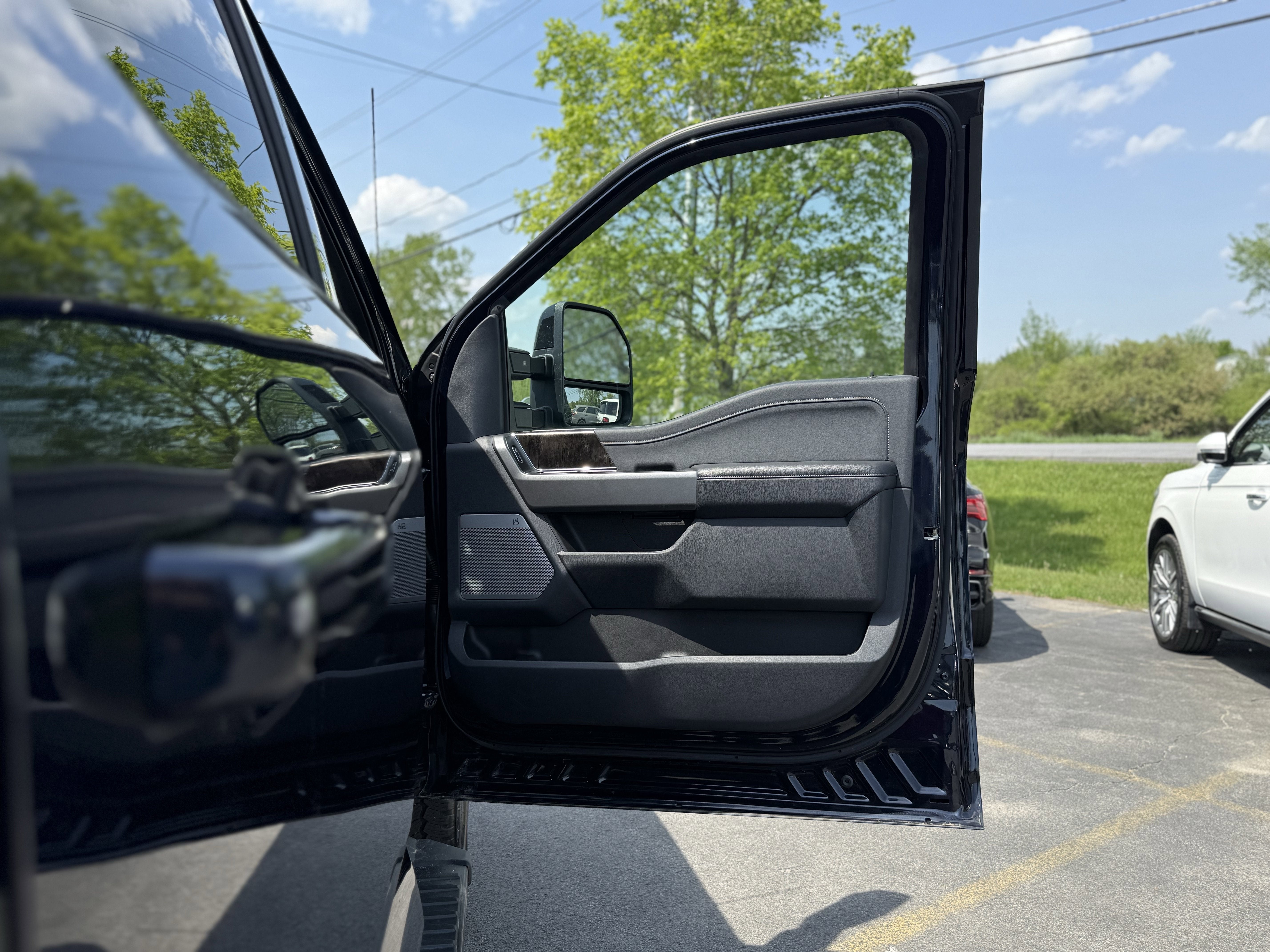 2025 Ford F-250SD Lariat