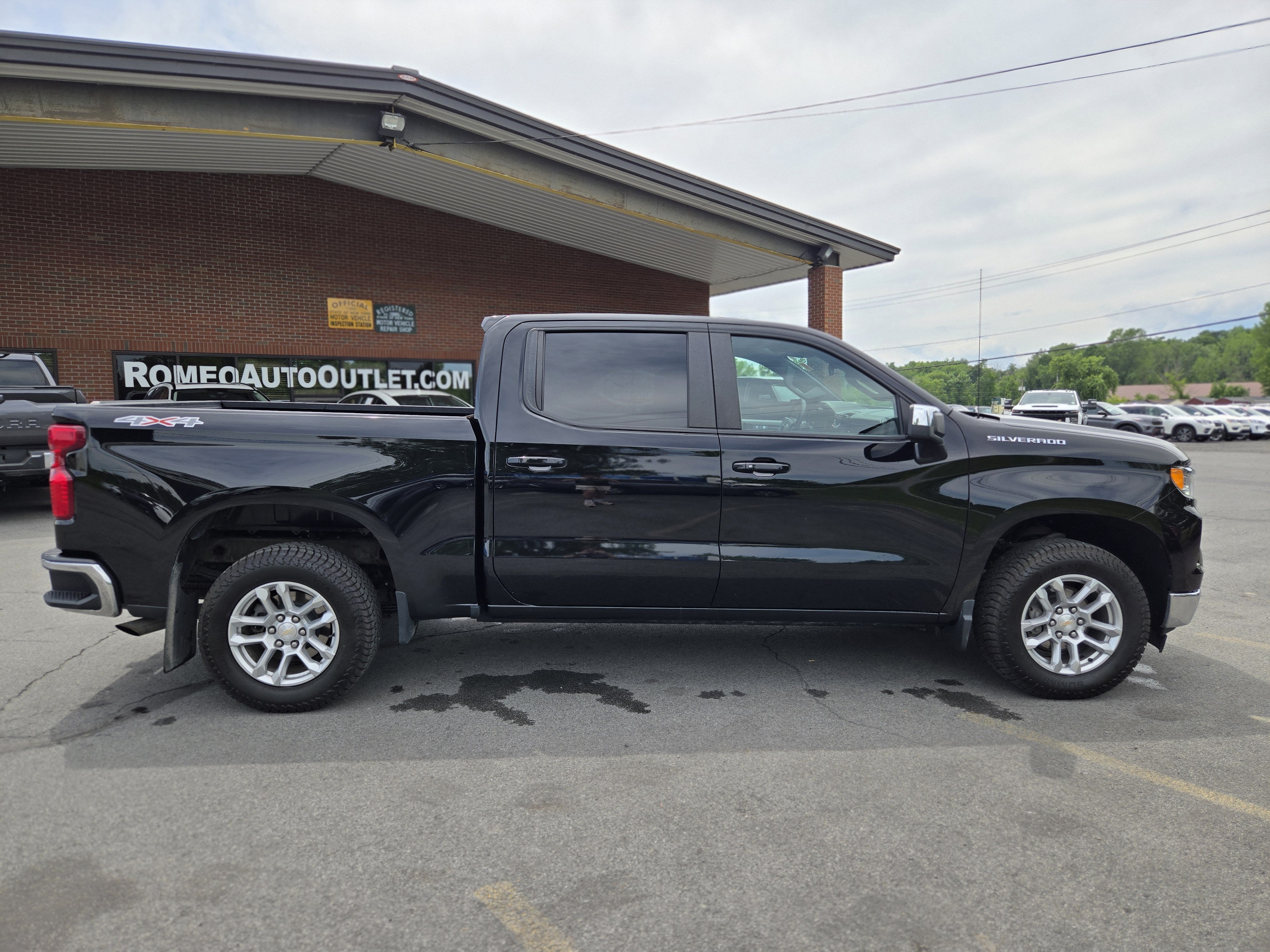 2023 Chevrolet Silverado 1500 LT Texas Edition