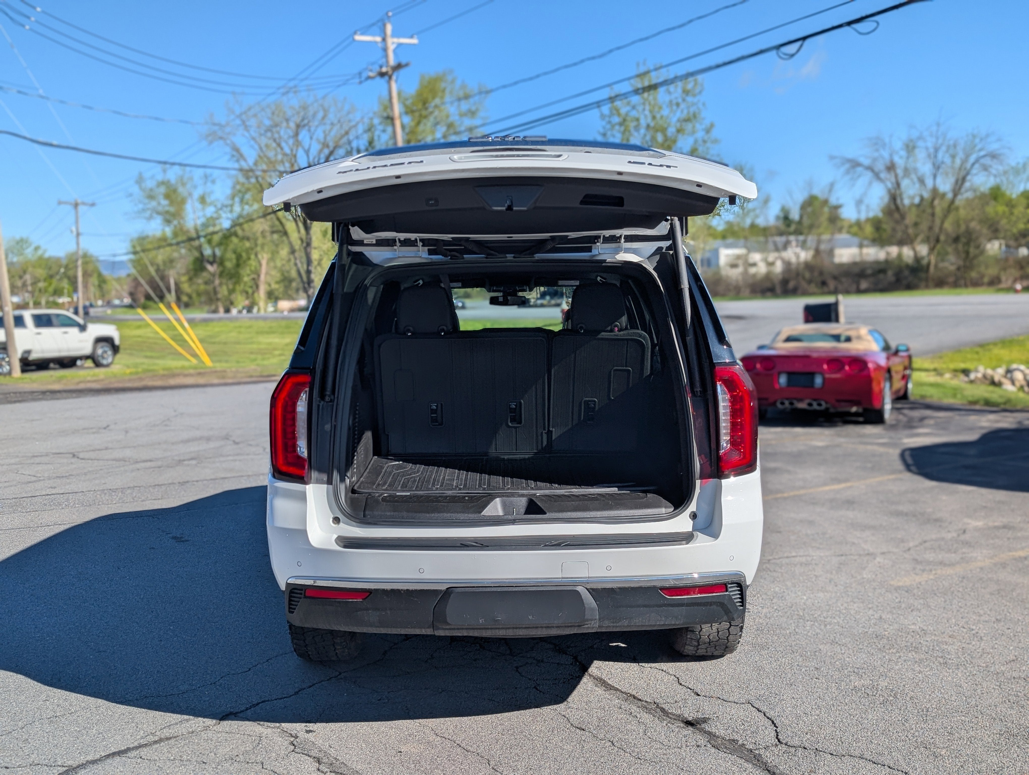 2022 GMC Yukon XL SLT