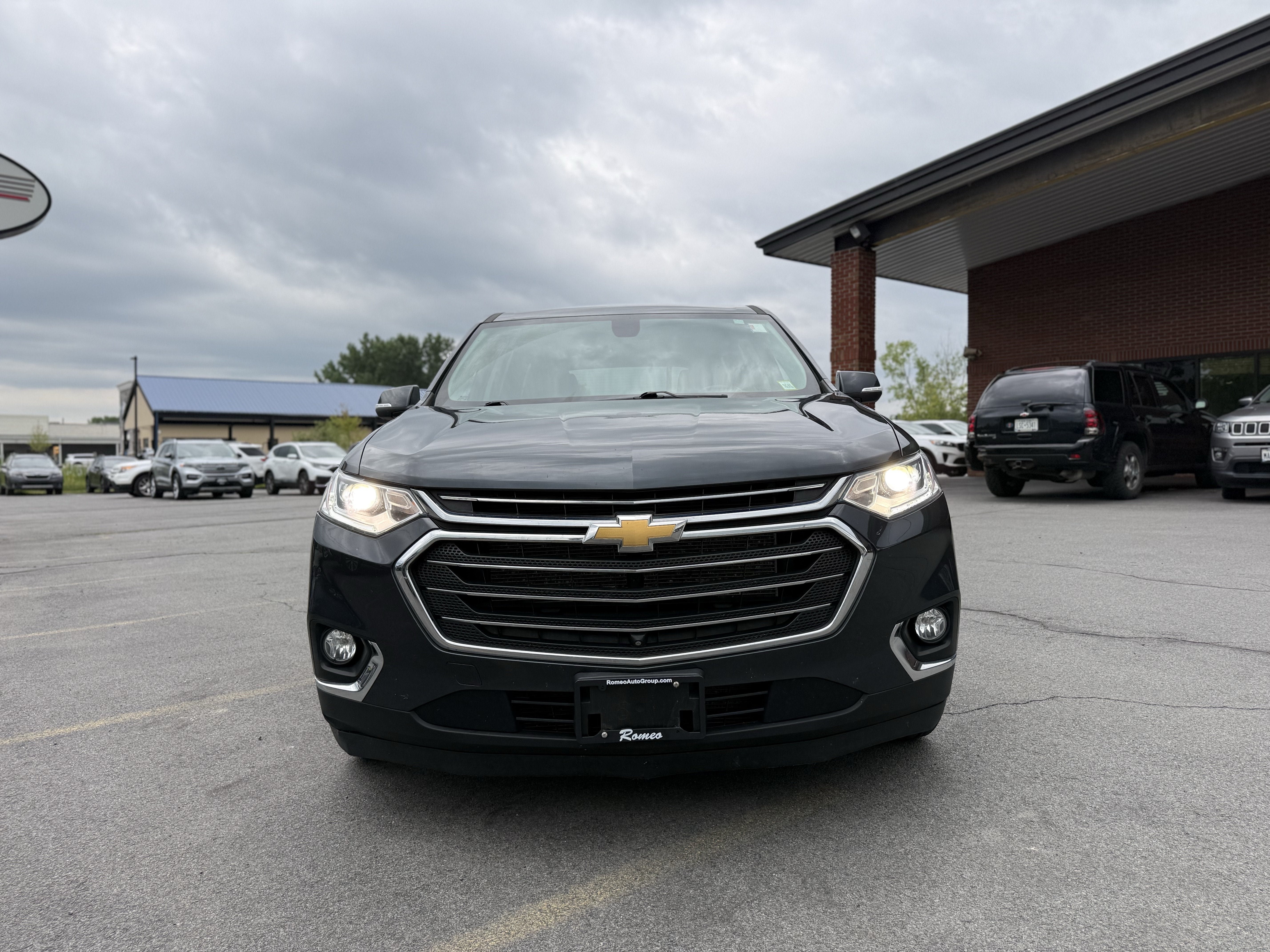 2021 Chevrolet Traverse LT Leather