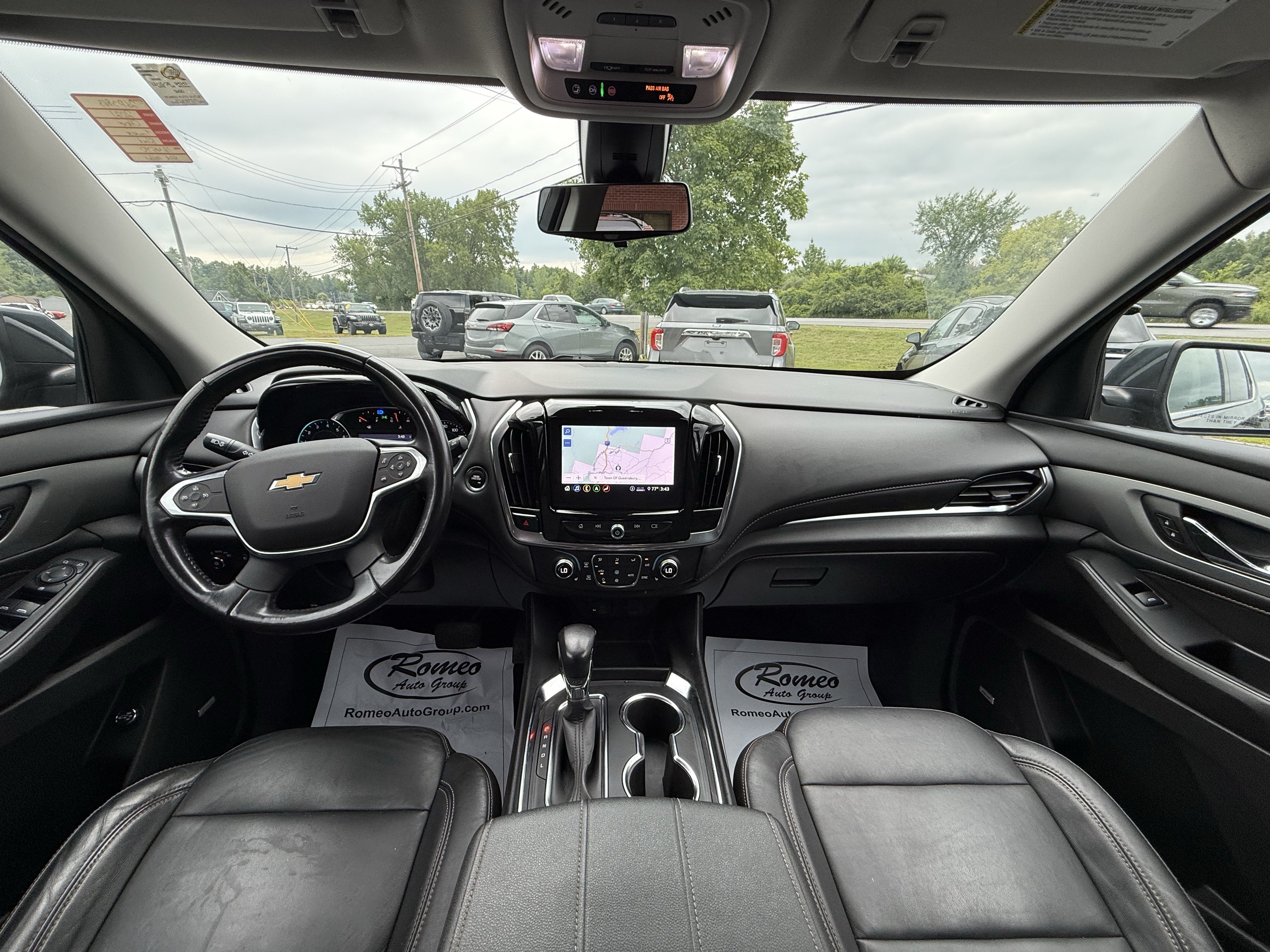 2021 Chevrolet Traverse LT Leather