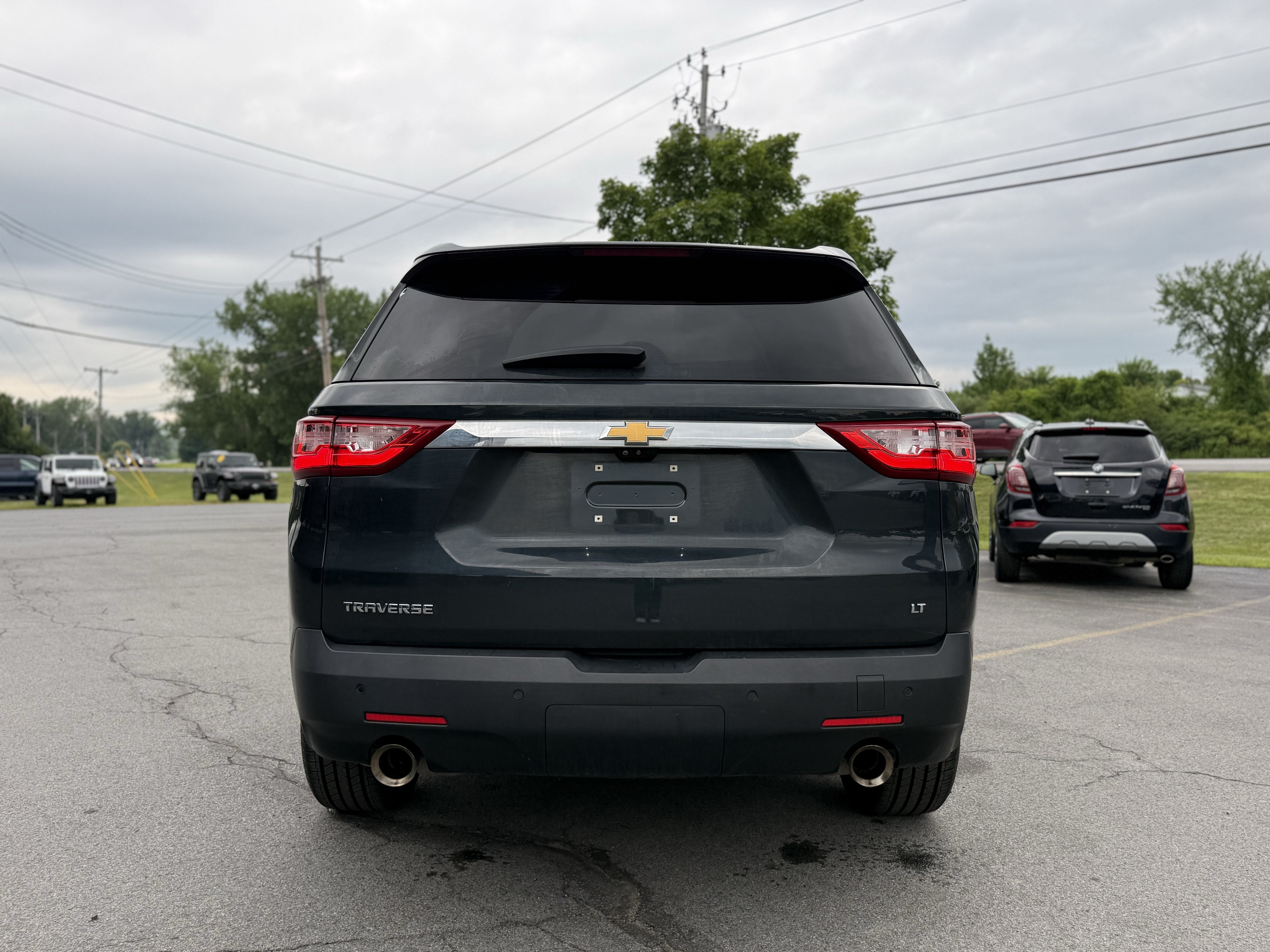 2021 Chevrolet Traverse LT Leather