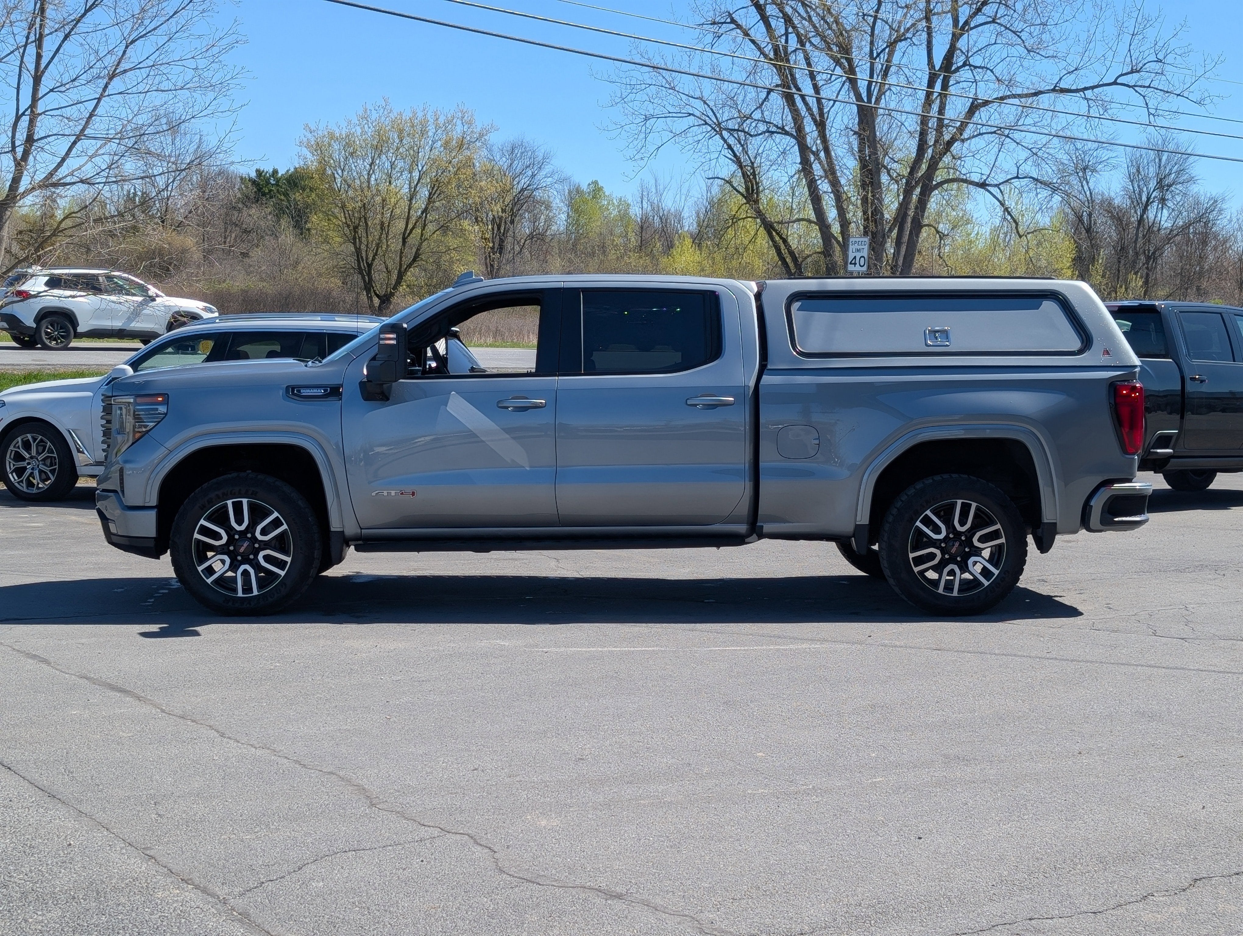2023 GMC Sierra 1500 AT4