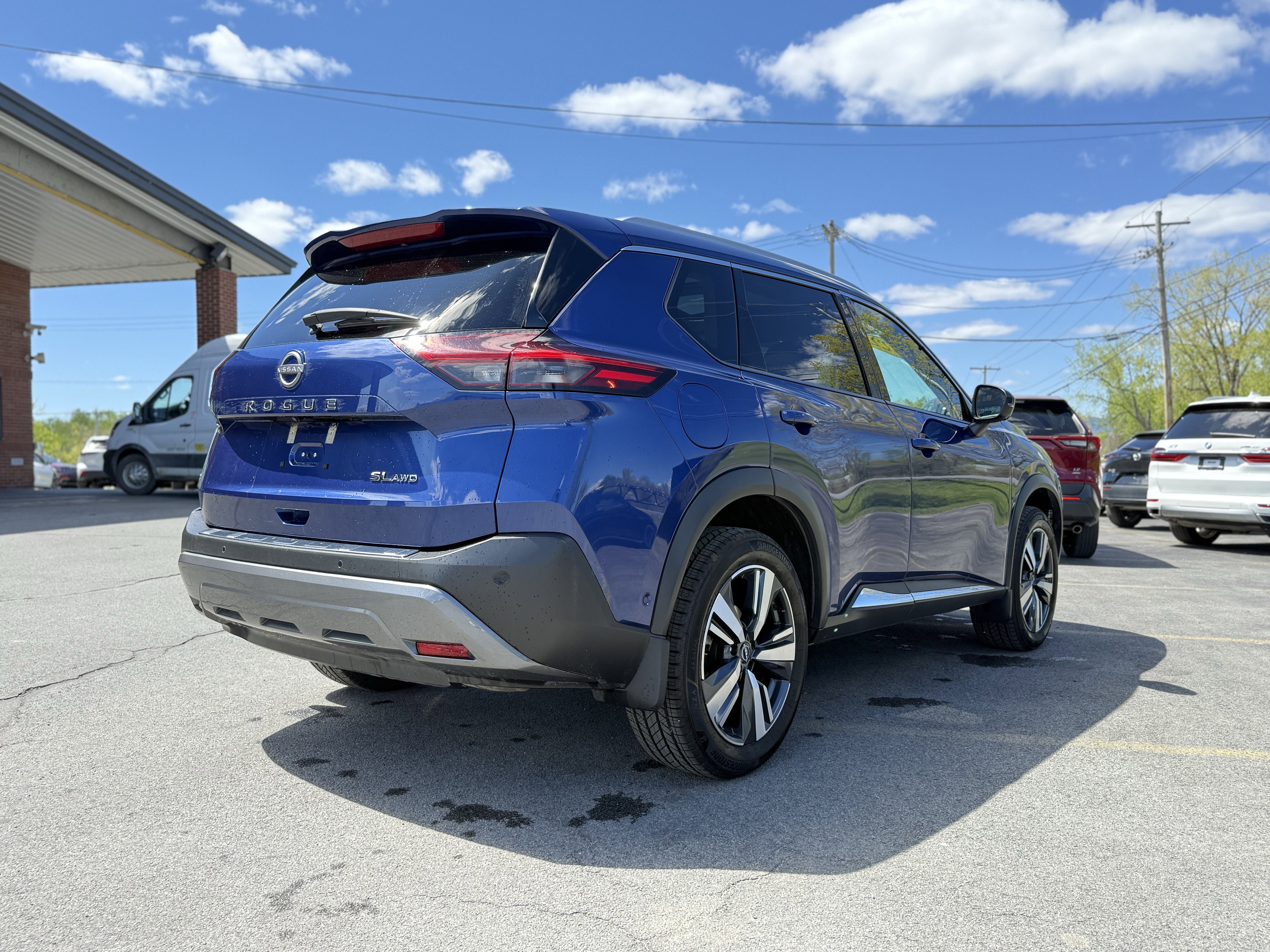 2022 Nissan Rogue SL