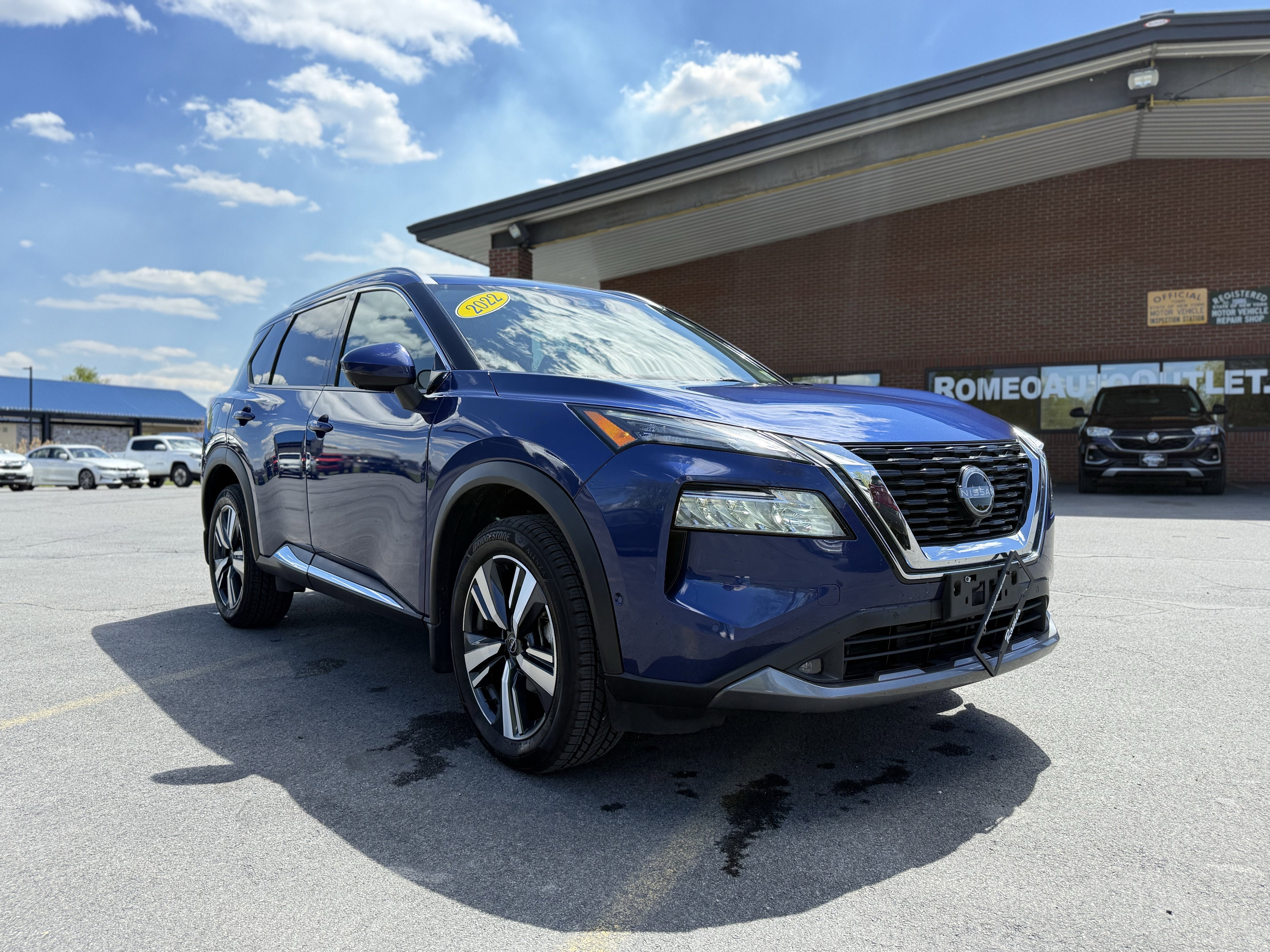 2022 Nissan Rogue SL