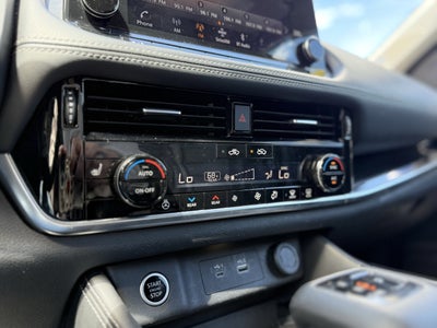 2022 Nissan Rogue SL