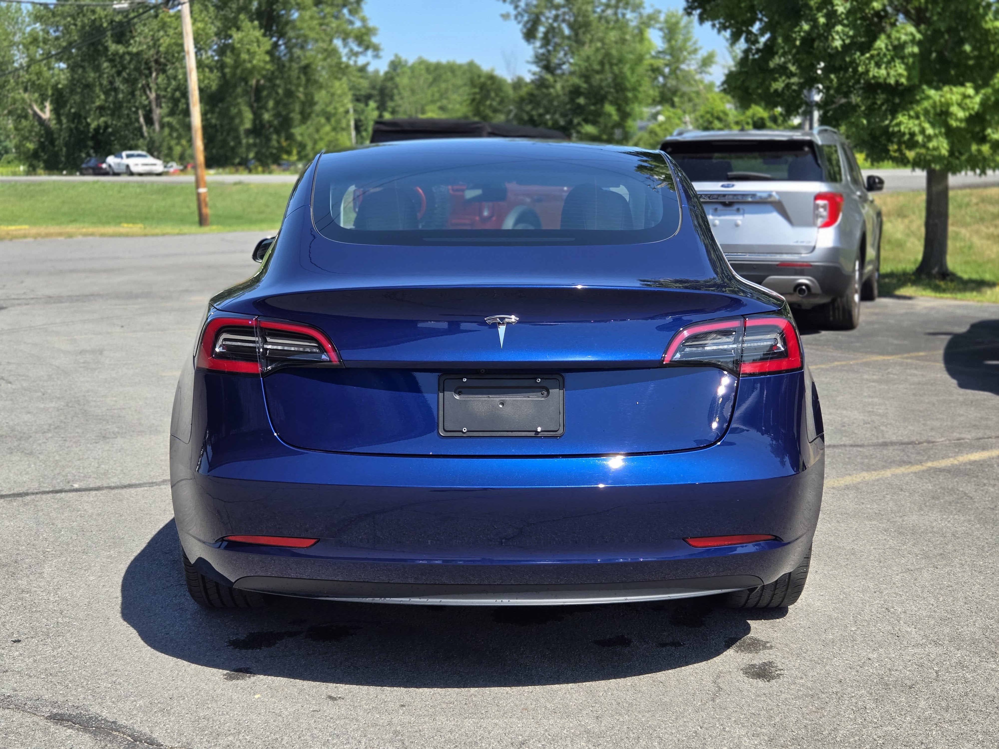 2023 Tesla Model 3 Base