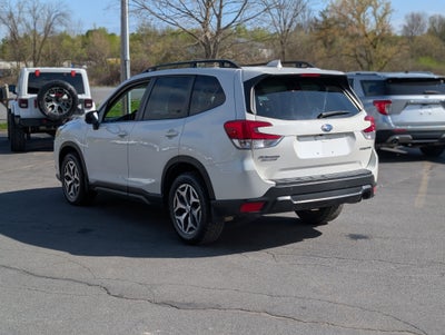 2022 Subaru Forester Premium