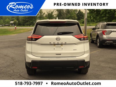 2025 Nissan Rogue SV
