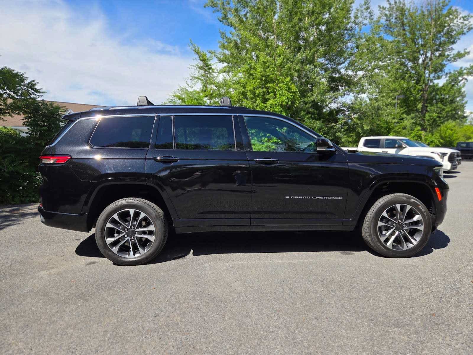 2023 Jeep Grand Cherokee L Overland