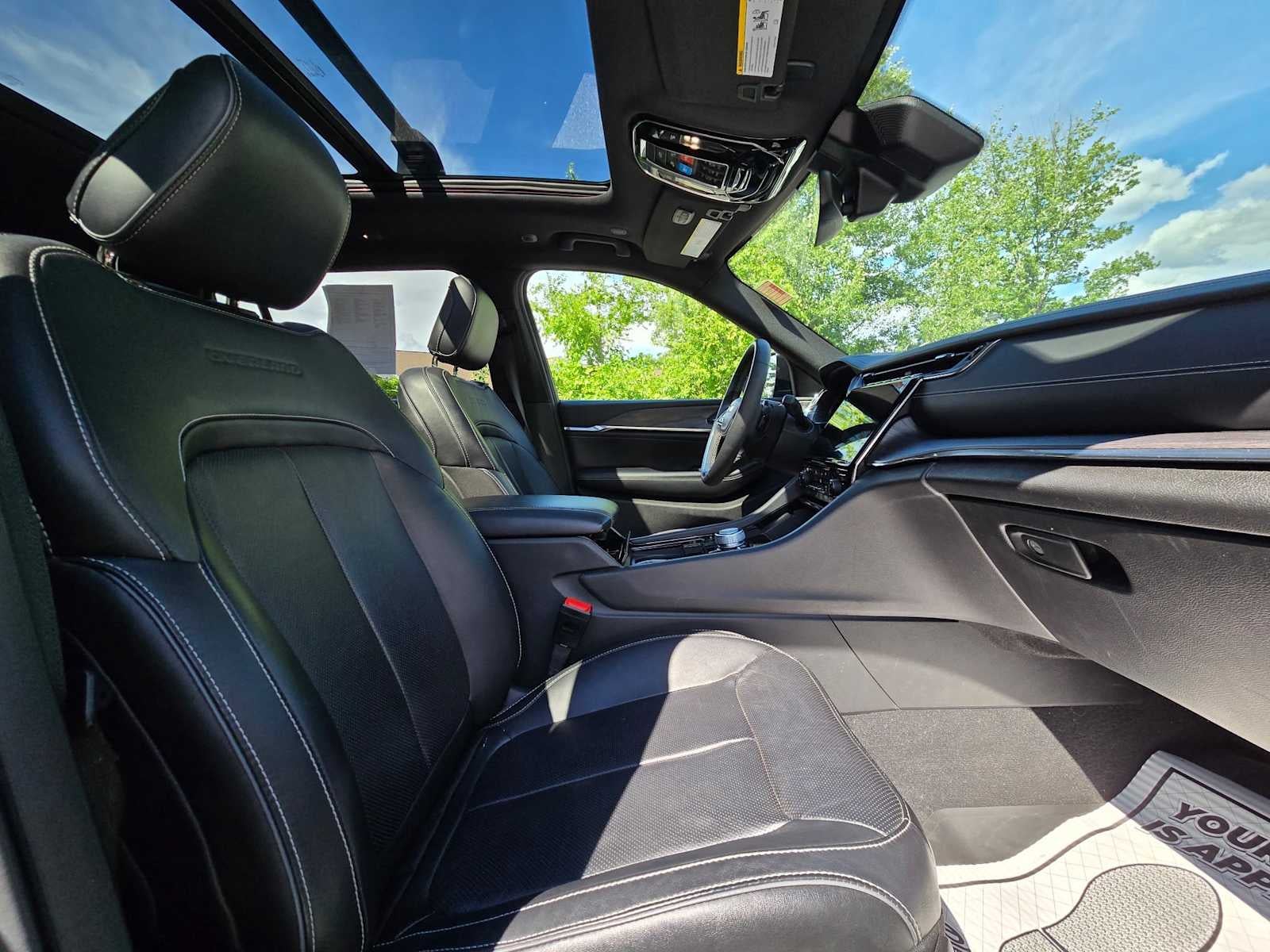 2023 Jeep Grand Cherokee L Overland