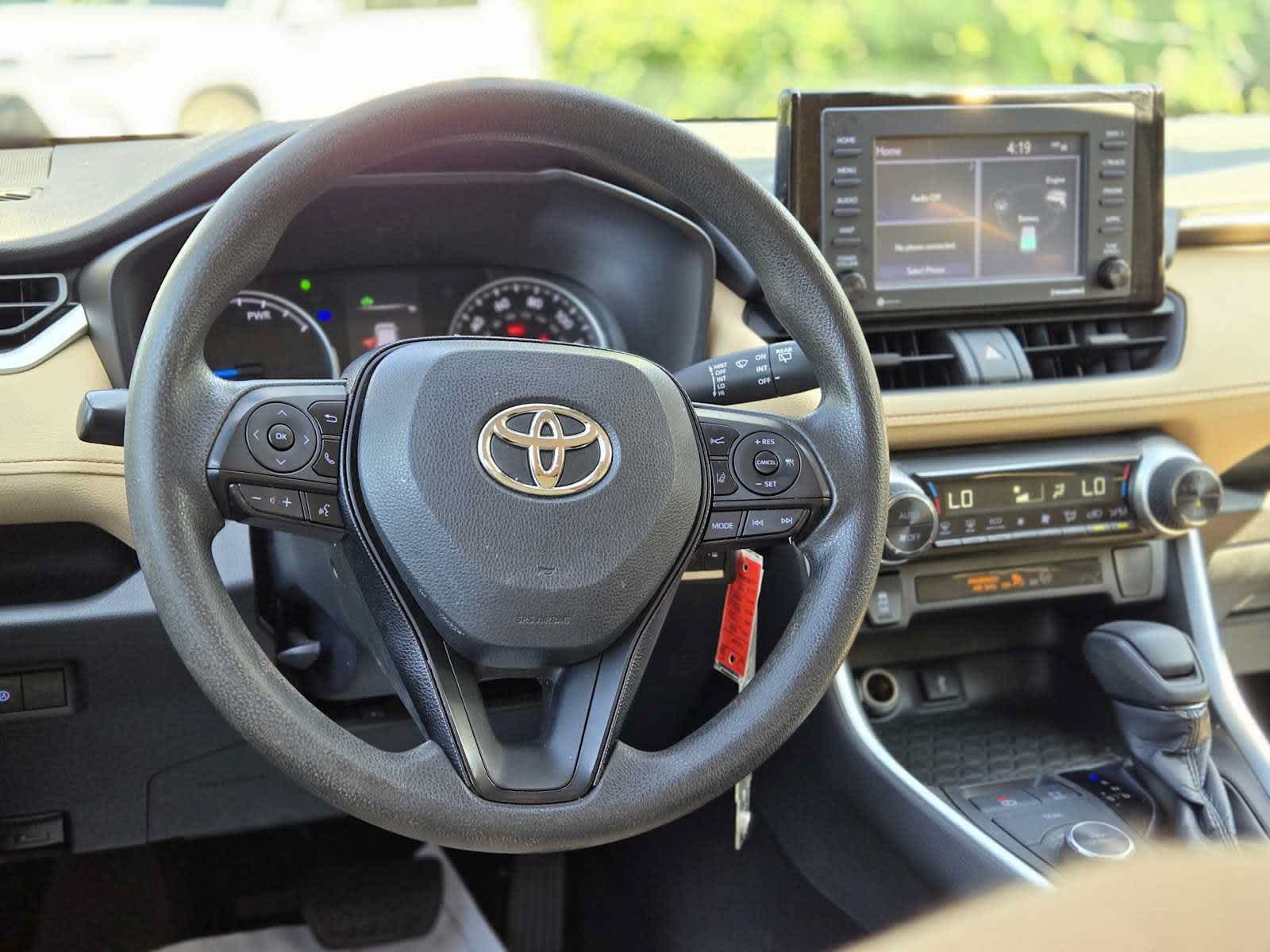 2020 Toyota RAV4 Hybrid LE
