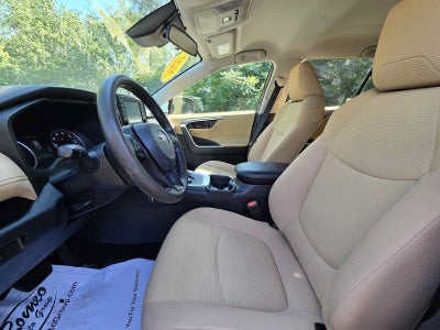 2020 Toyota RAV4 Hybrid LE