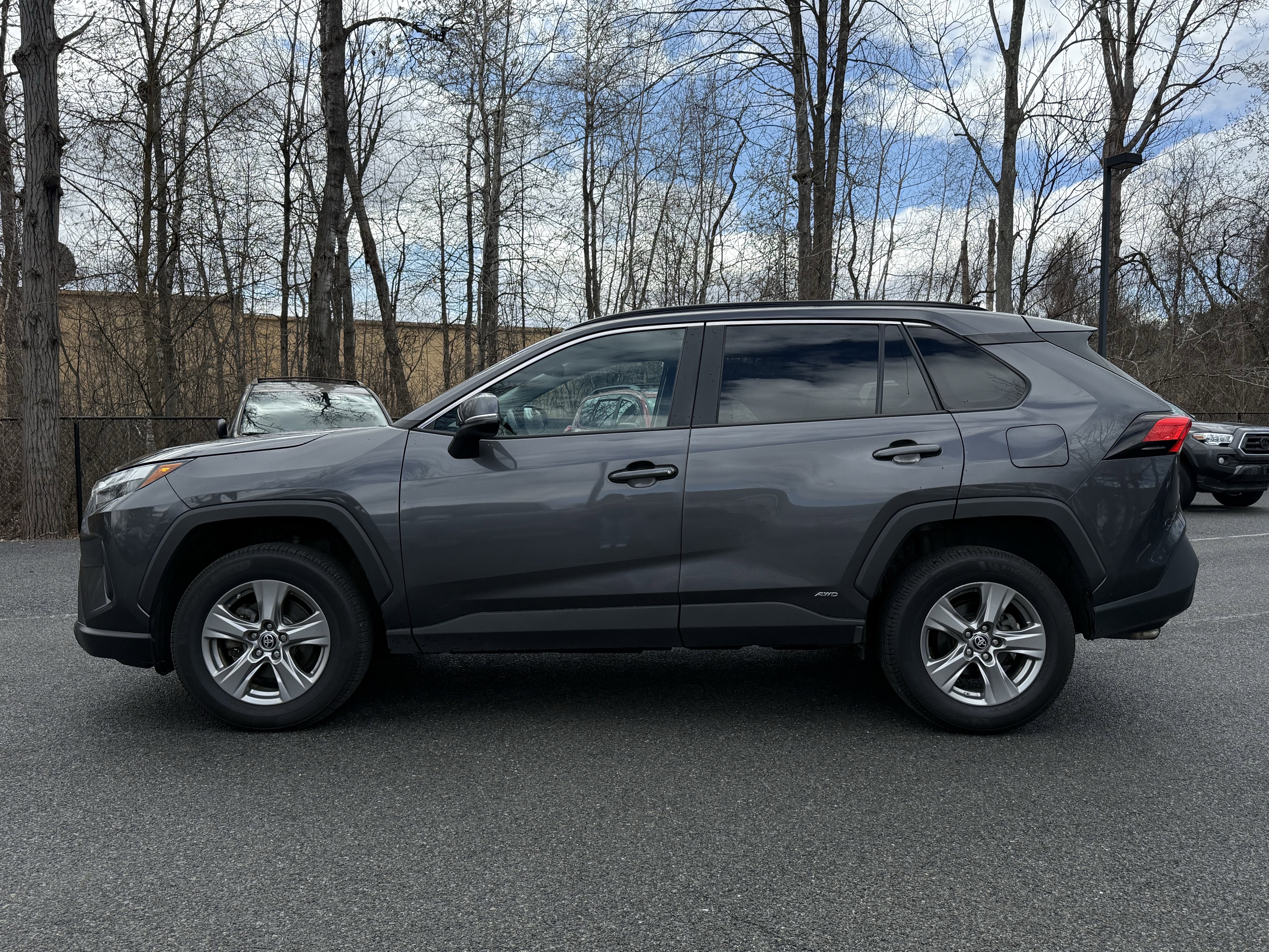 2024 Toyota RAV4 Hybrid LE