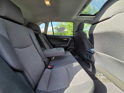 2019 Toyota RAV4 Hybrid XLE