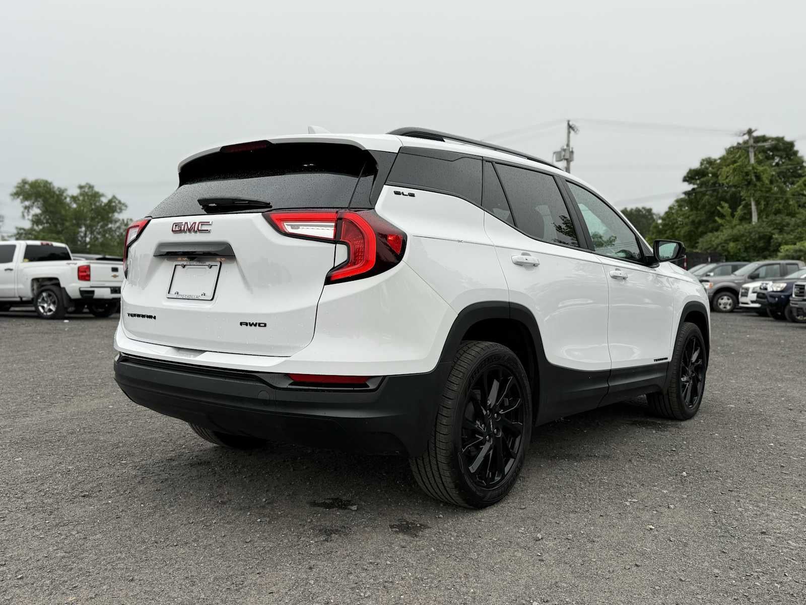 2023 GMC Terrain SLE