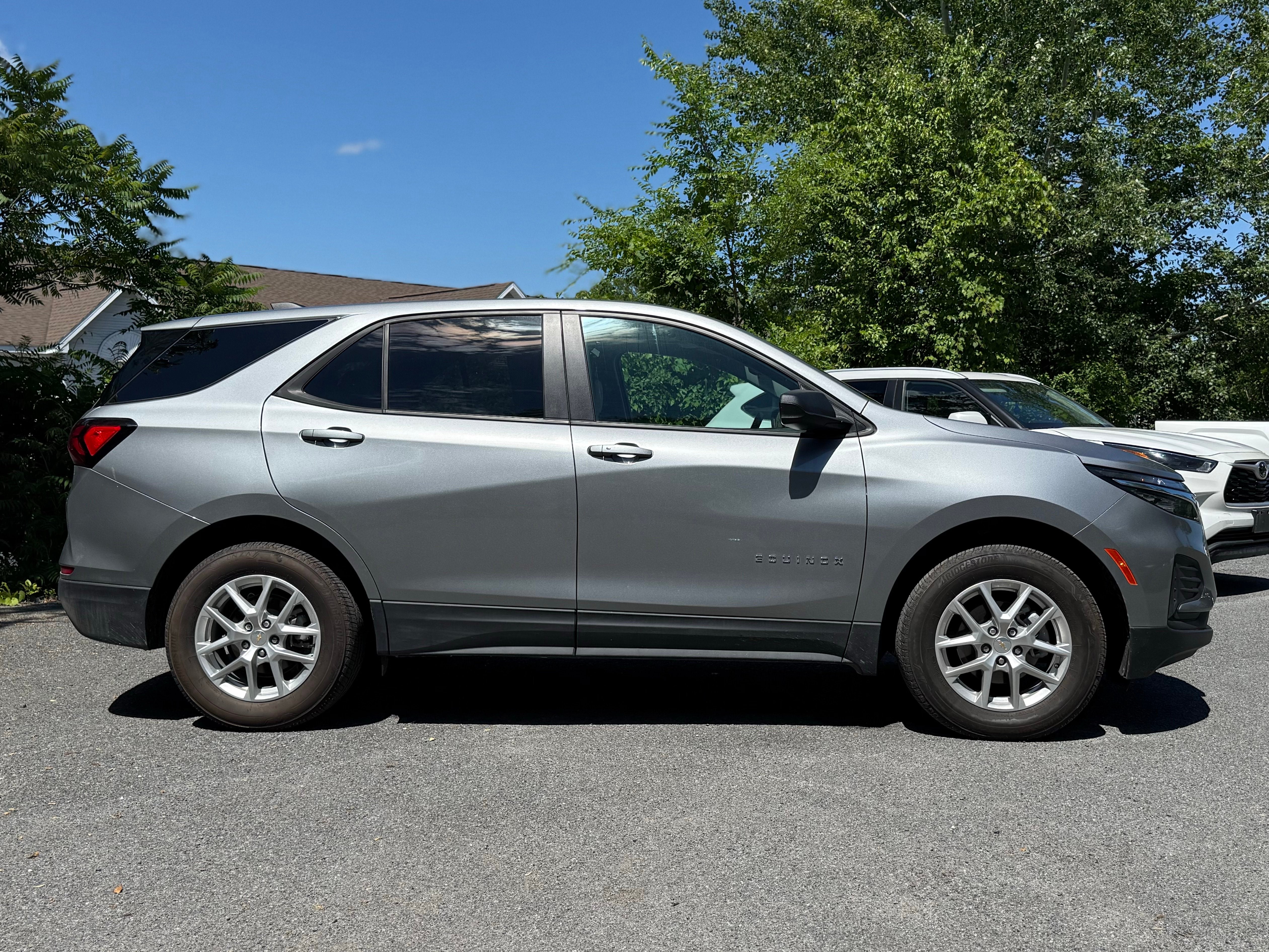 2023 Chevrolet Equinox LS