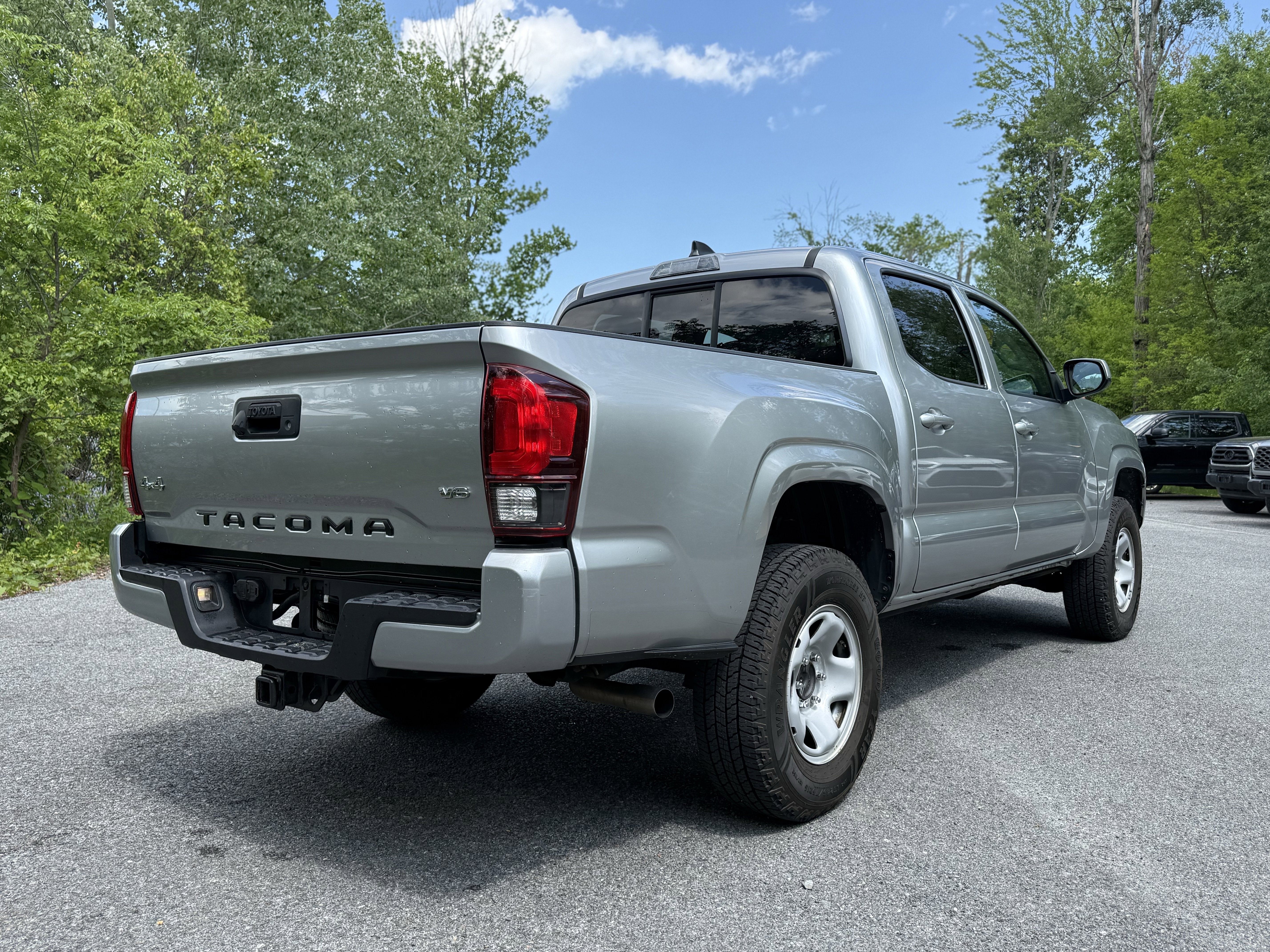 2022 Toyota Tacoma SR V6