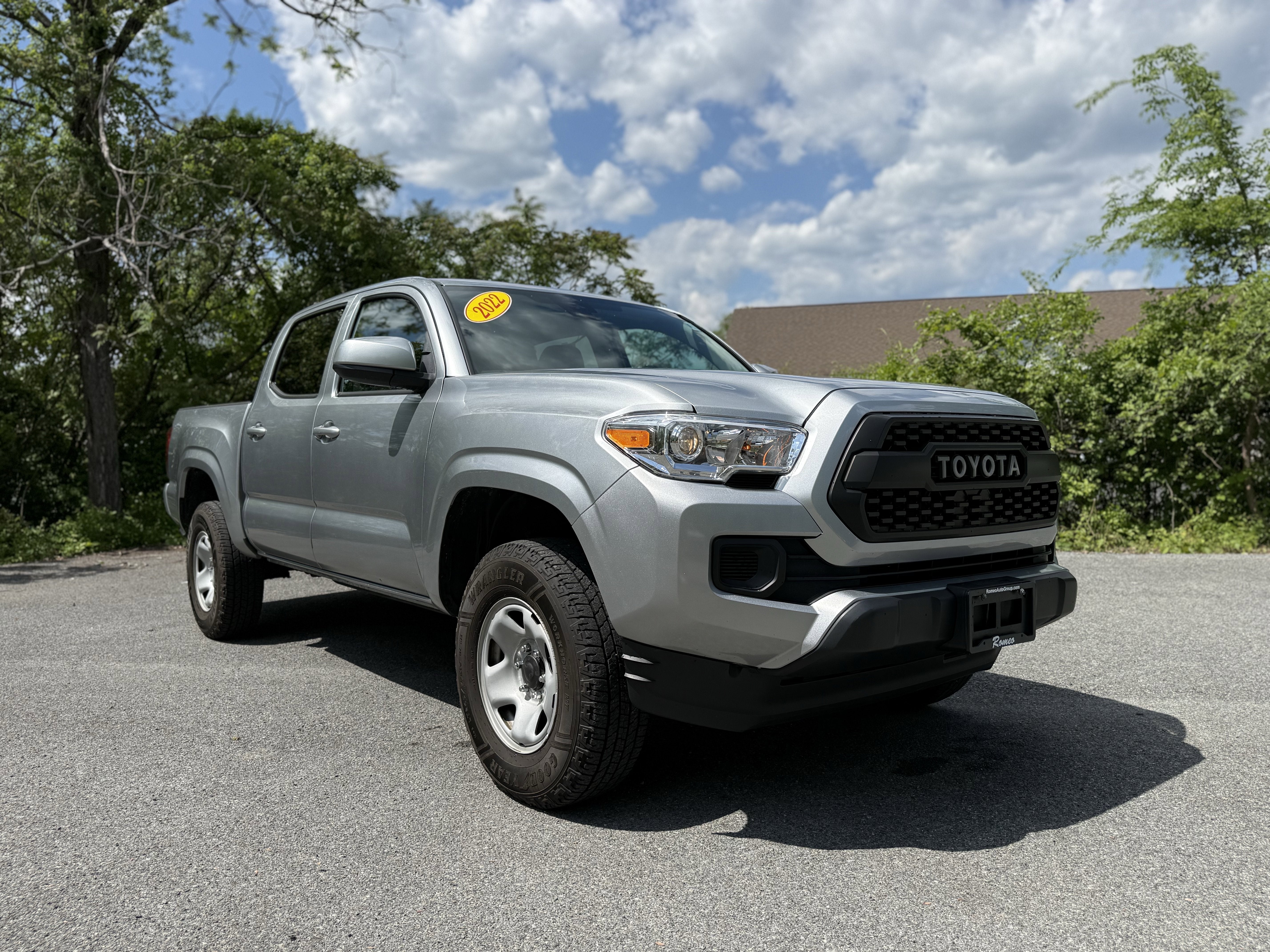 2022 Toyota Tacoma SR V6