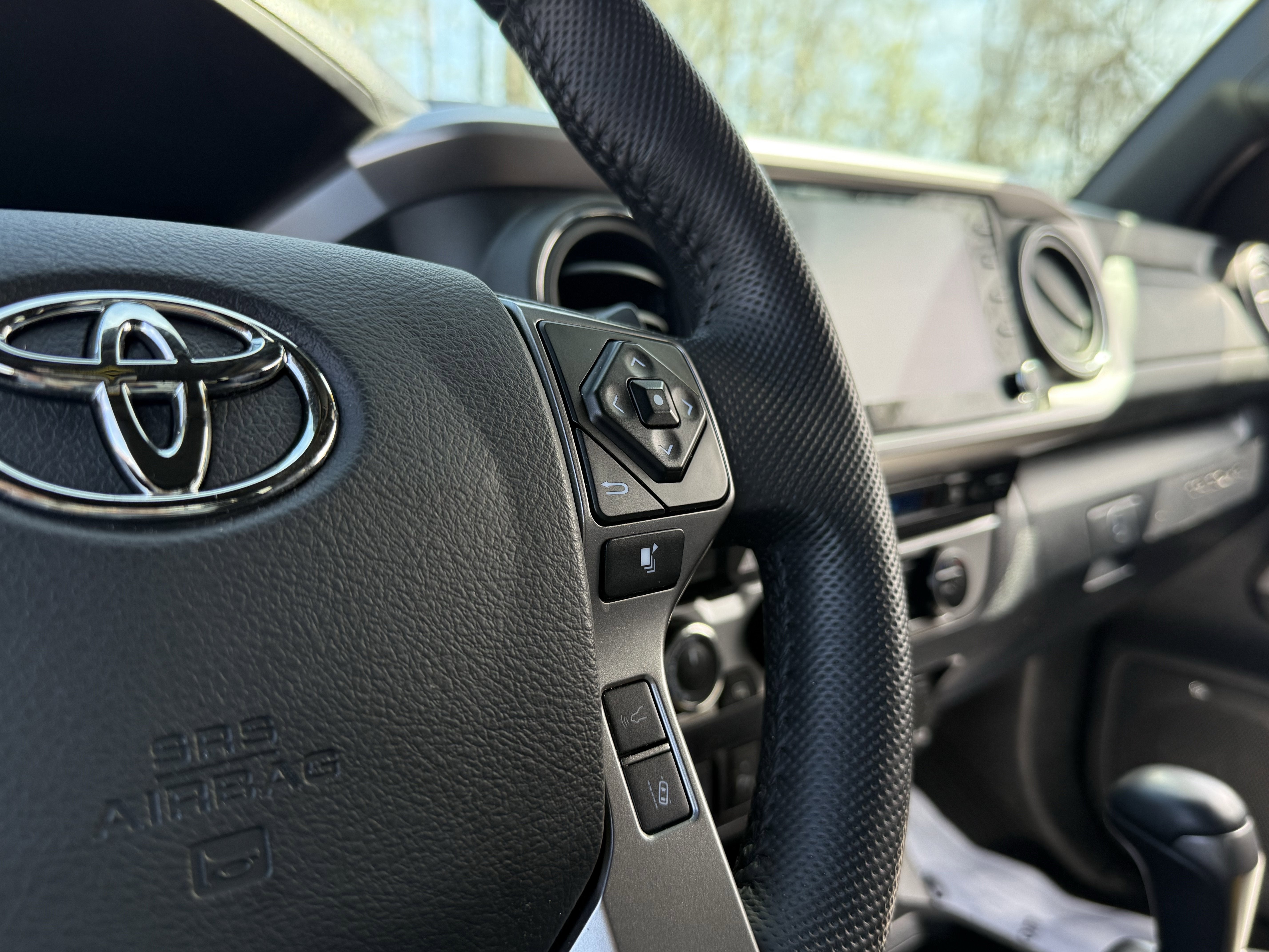 2023 Toyota Tacoma Limited V6
