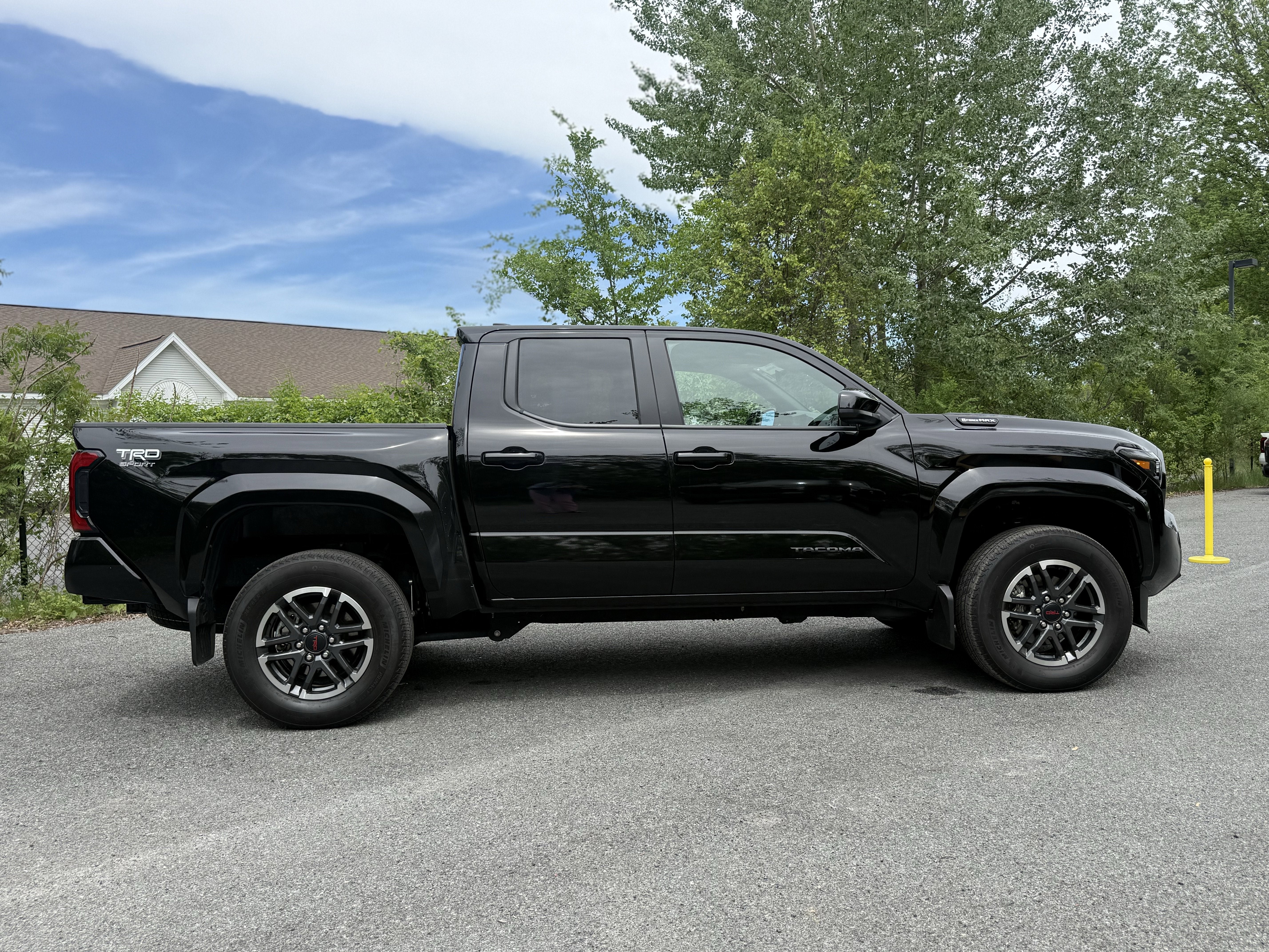 2024 Toyota Tacoma Hybrid TRD Sport