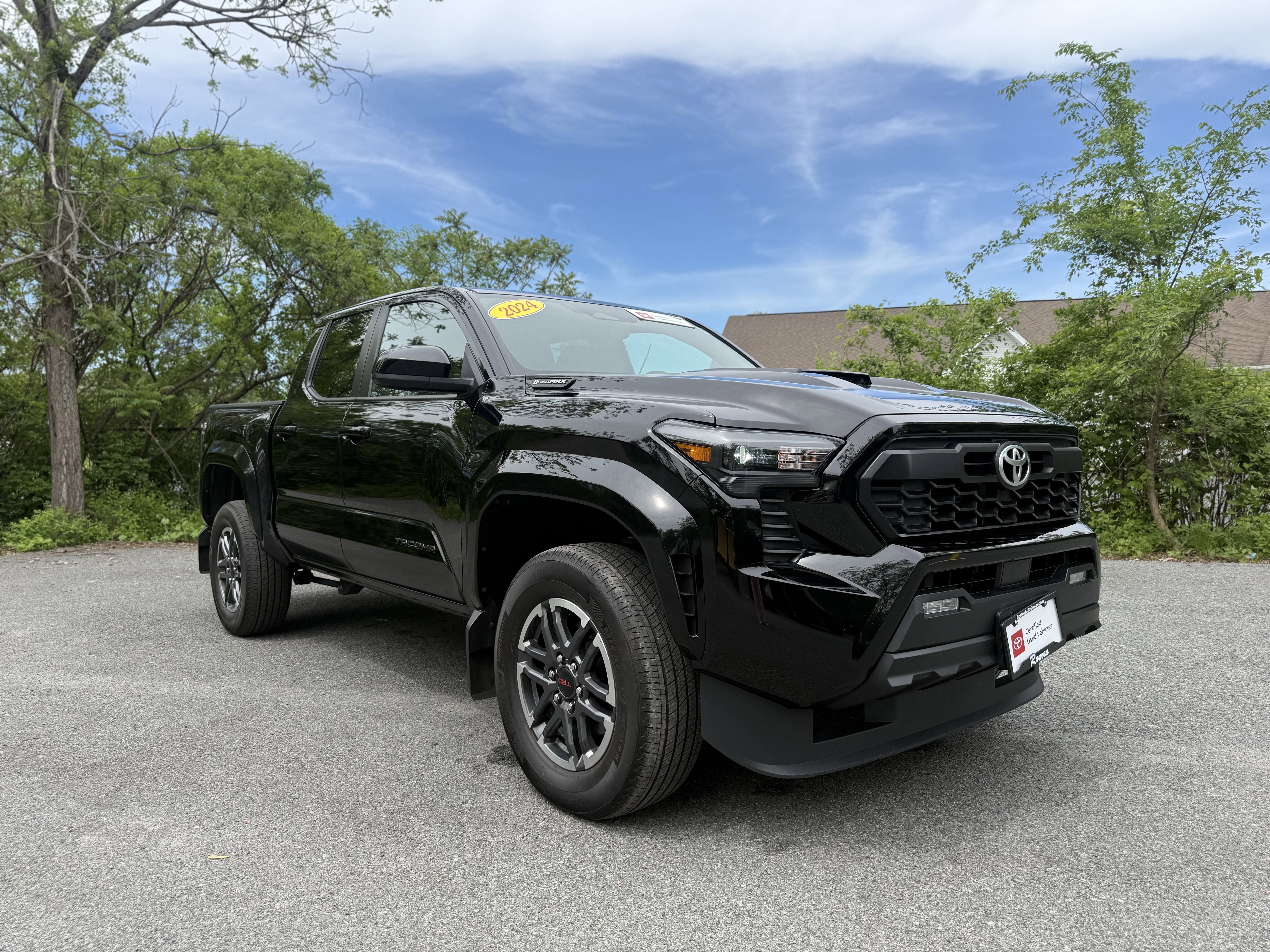 2024 Toyota Tacoma Hybrid TRD Sport