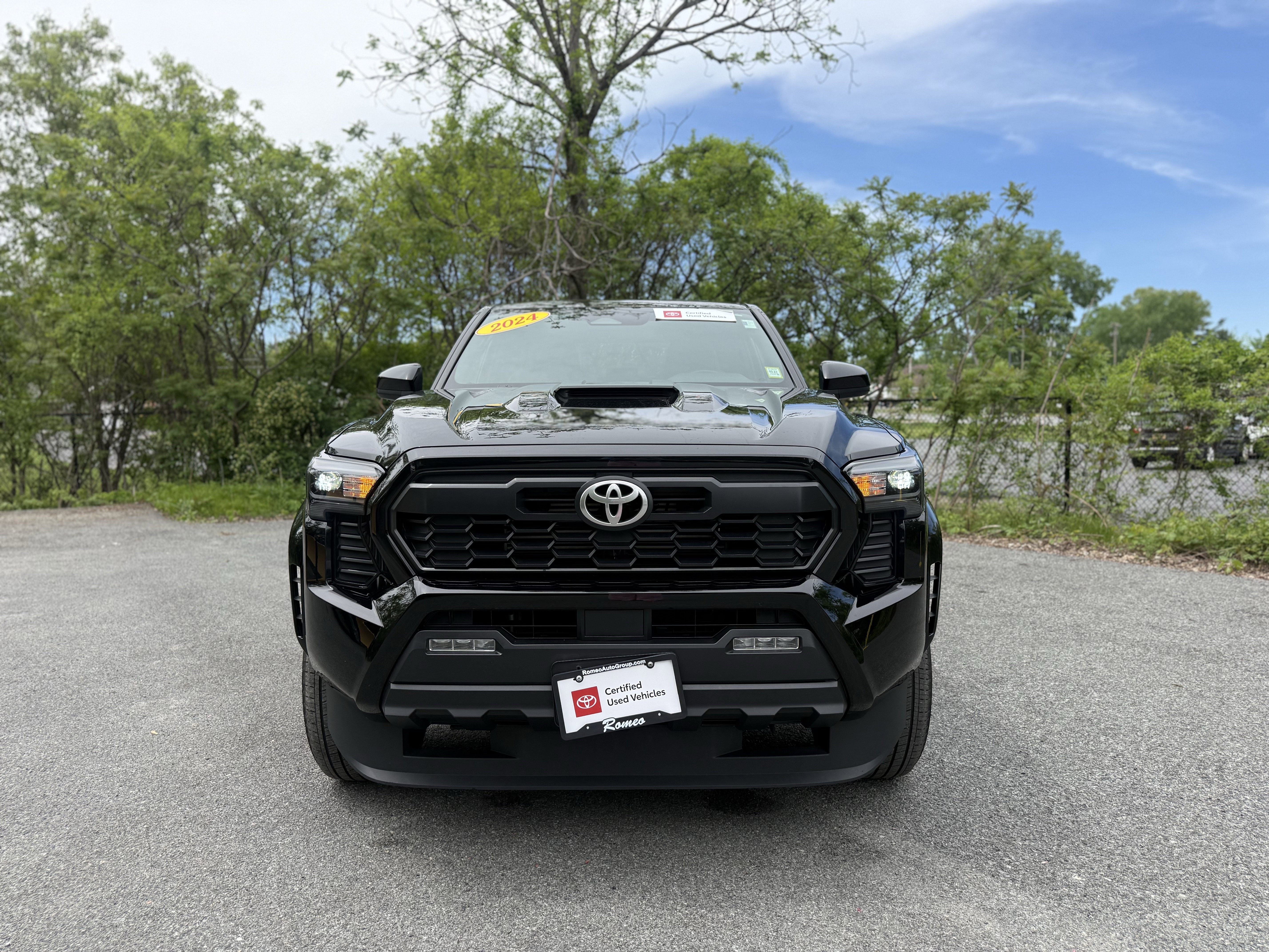 2024 Toyota Tacoma Hybrid TRD Sport
