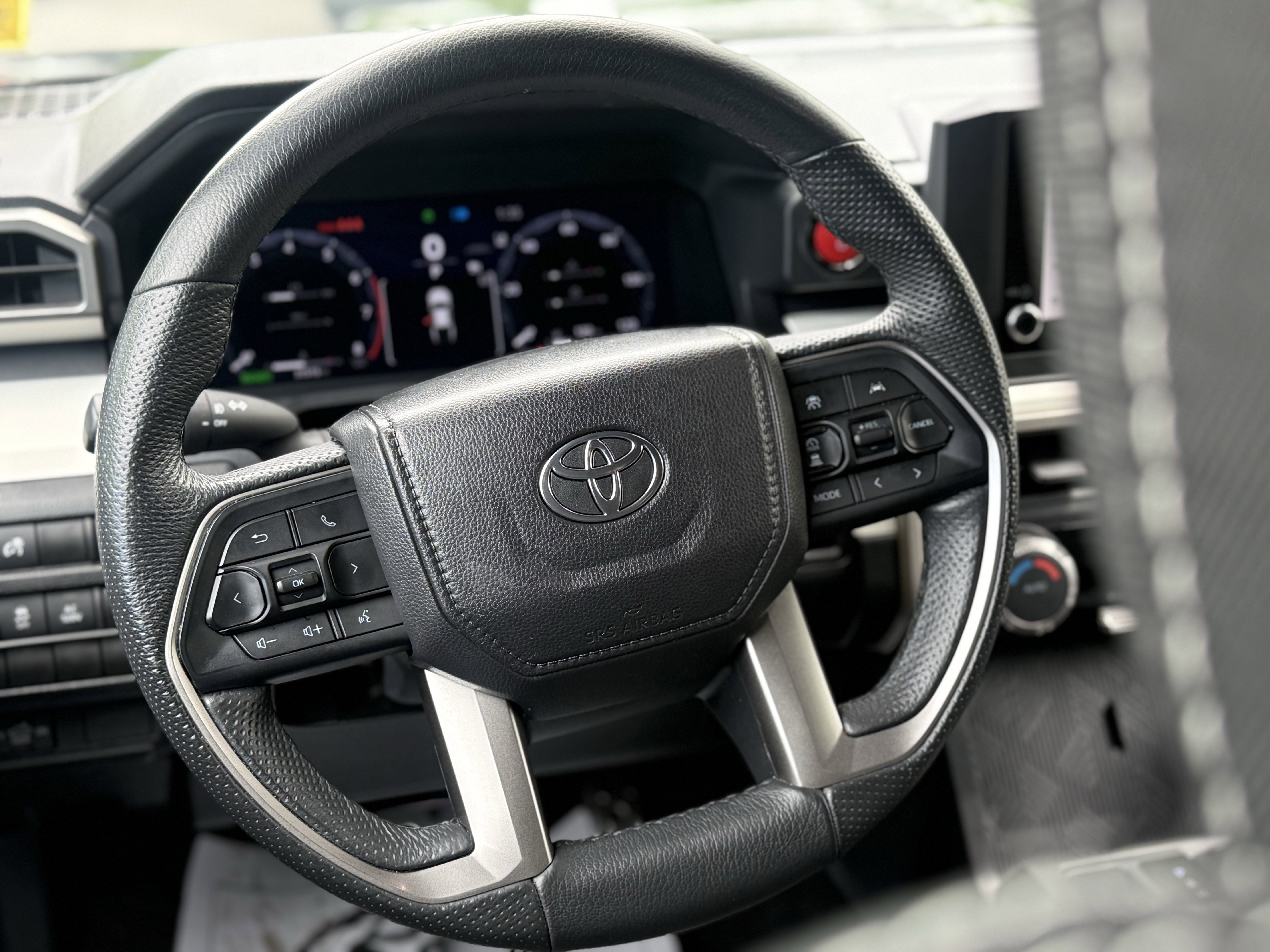 2024 Toyota Tacoma Hybrid TRD Sport