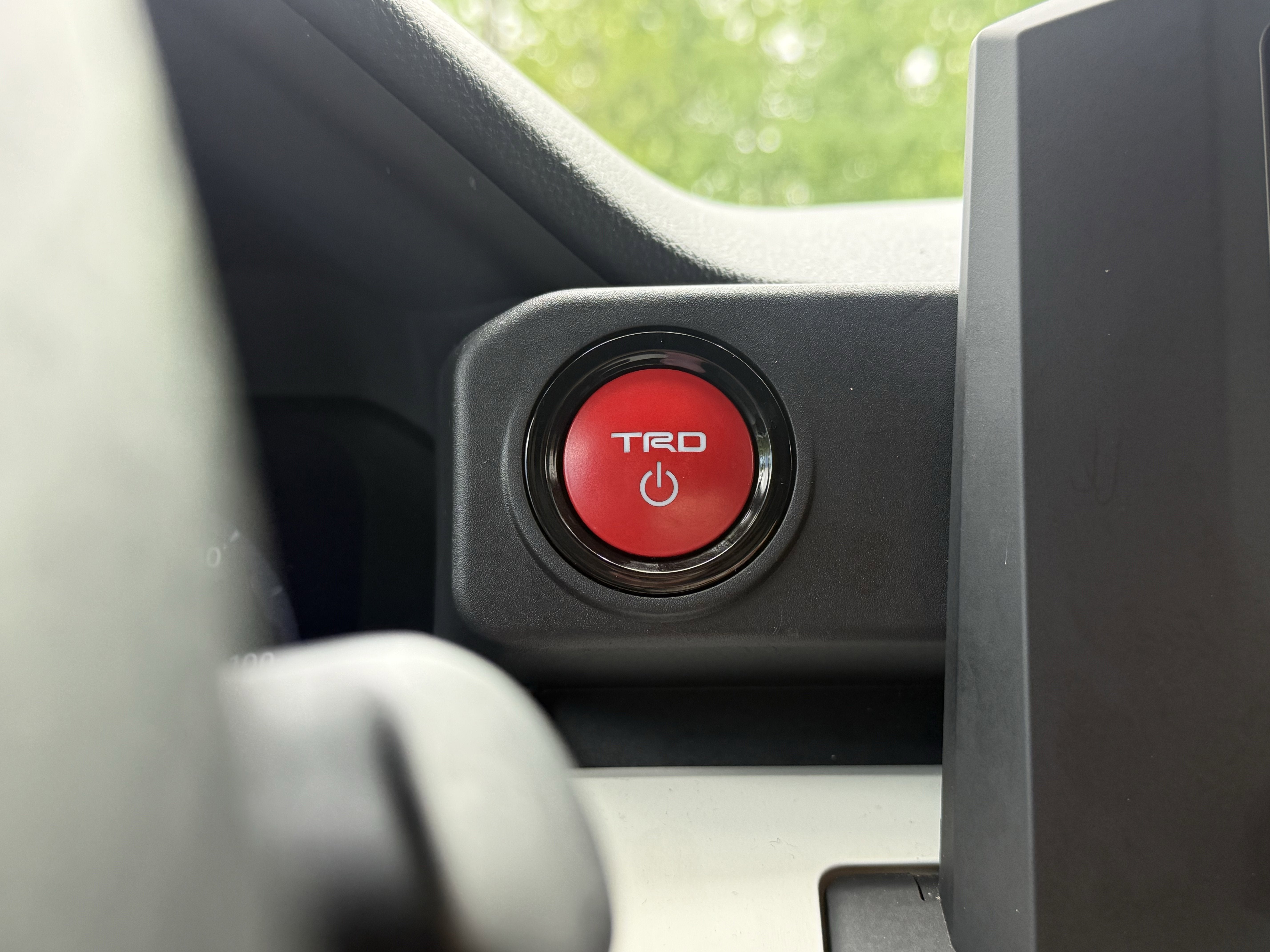 2024 Toyota Tacoma Hybrid TRD Sport