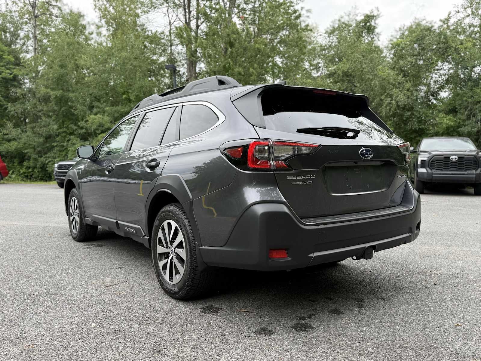 2025 Subaru Outback Premium