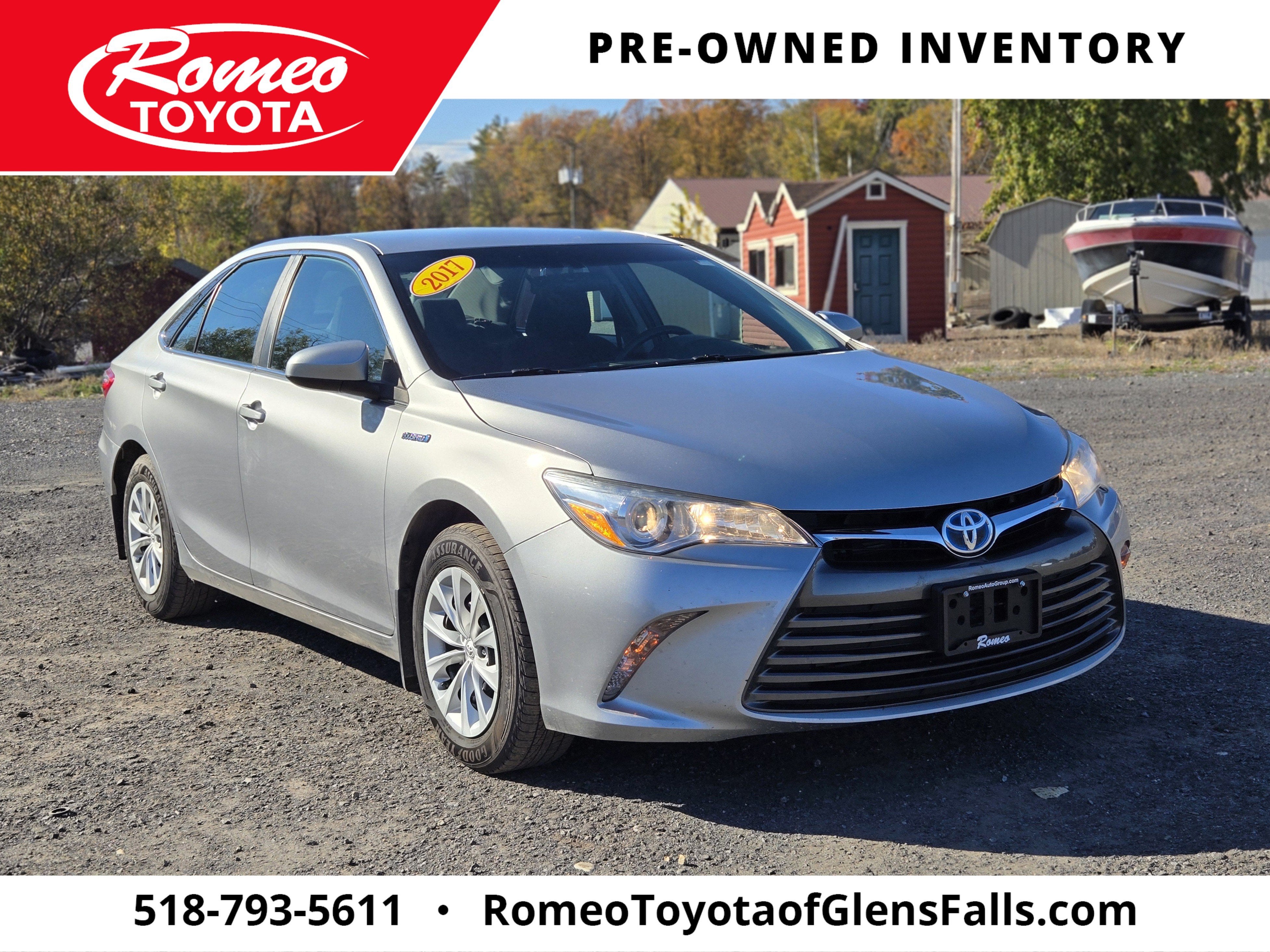 2017 Toyota Camry Hybrid LE