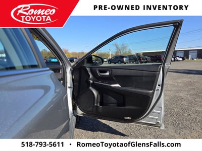 2017 Toyota Camry Hybrid LE