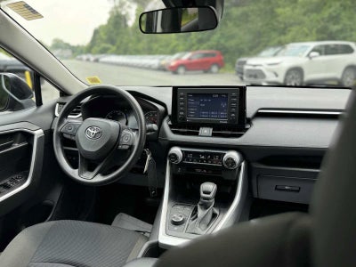 2022 Toyota RAV4 Hybrid LE