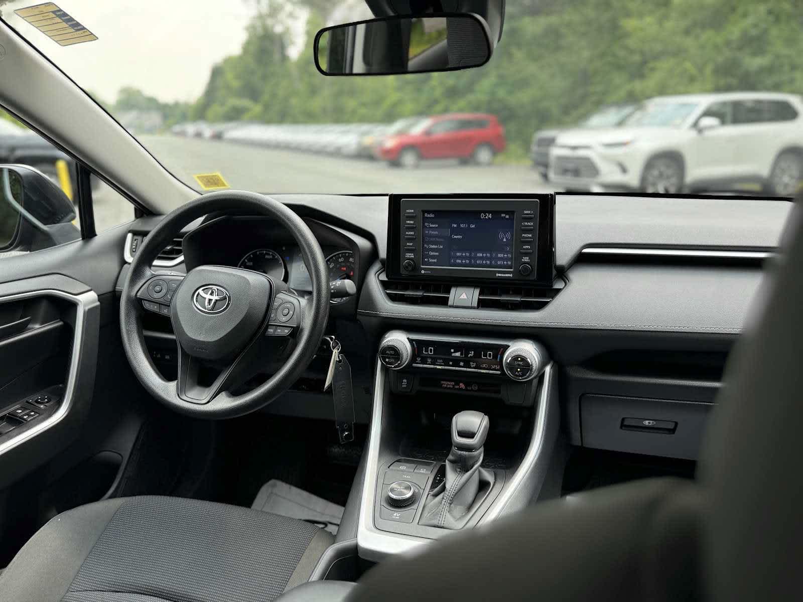 2022 Toyota RAV4 Hybrid LE