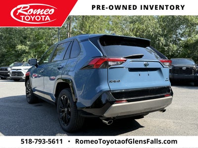 2022 Toyota RAV4 Hybrid SE