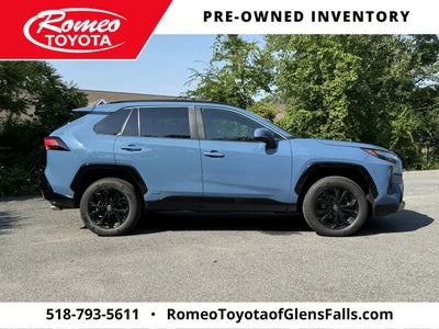 2022 Toyota RAV4 Hybrid SE