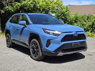 2022 Toyota RAV4 Hybrid SE