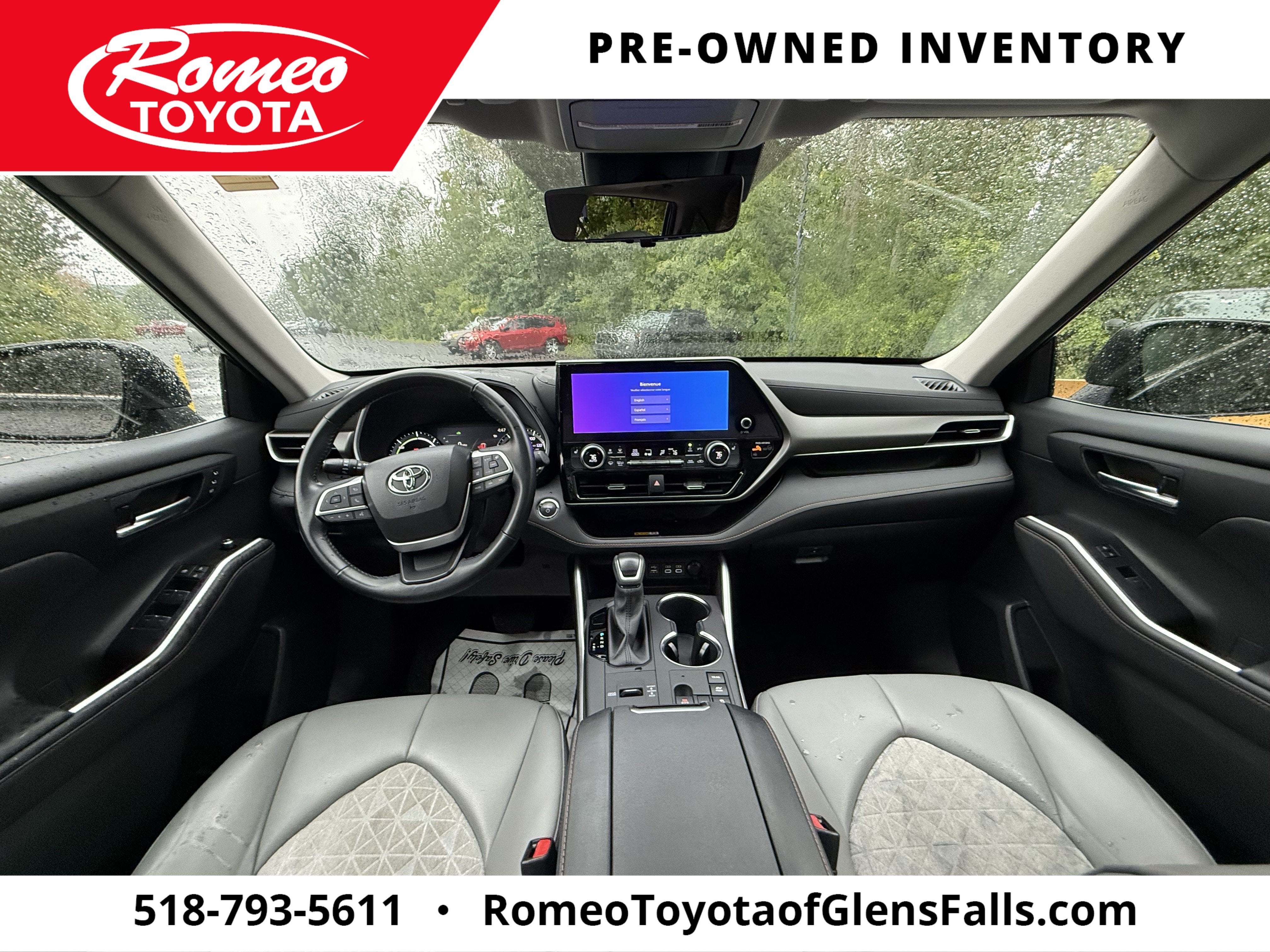 2023 Toyota Highlander Hybrid Bronze Edition