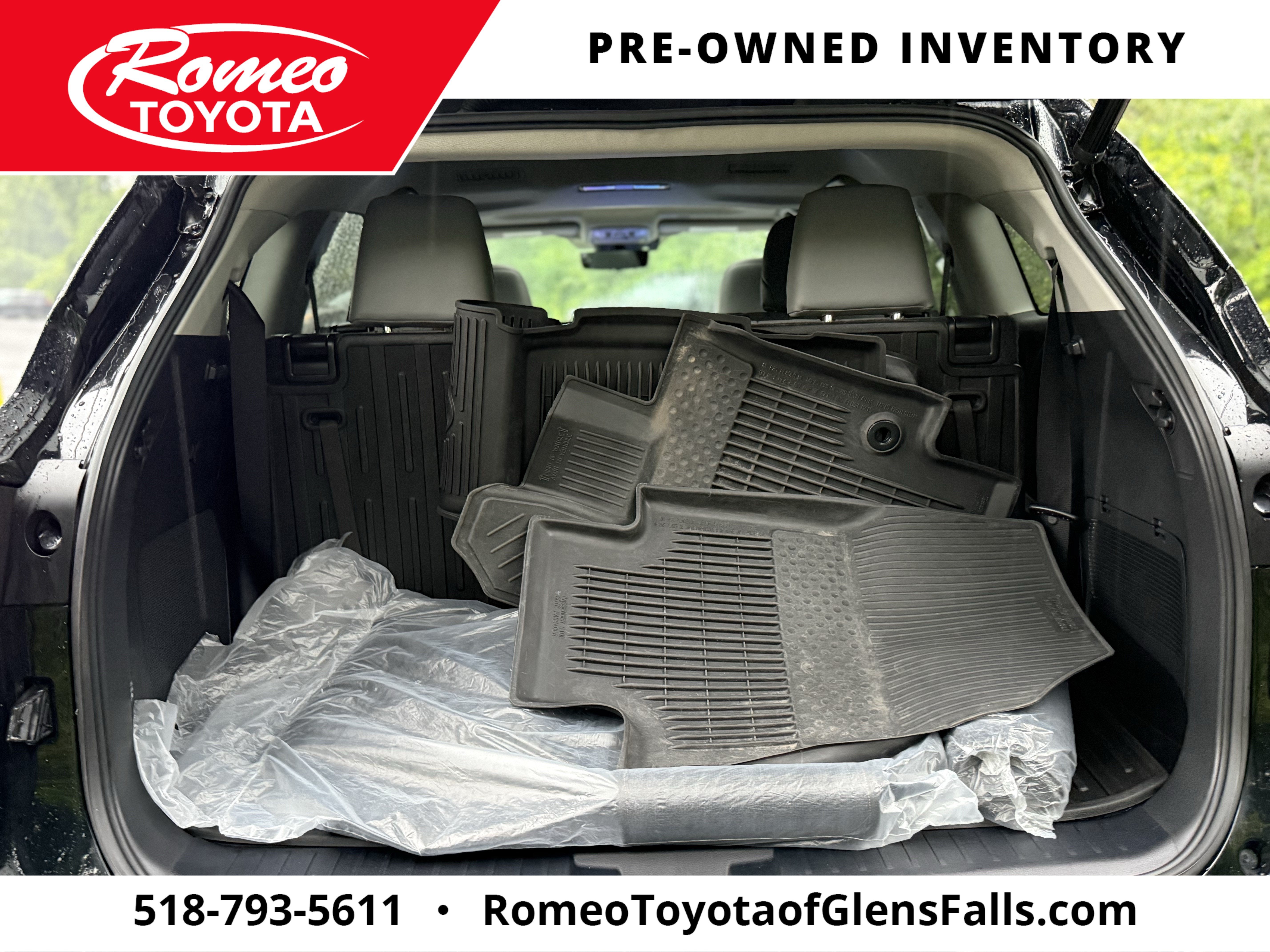 2023 Toyota Highlander Hybrid Bronze Edition