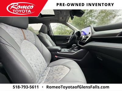 2023 Toyota Highlander Hybrid Bronze Edition