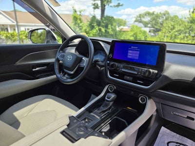 2025 Toyota Grand Highlander Hybrid XLE