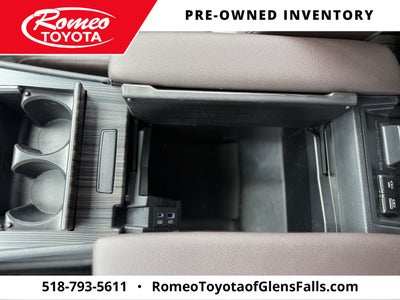2023 Toyota Sienna Platinum 7 Passenger
