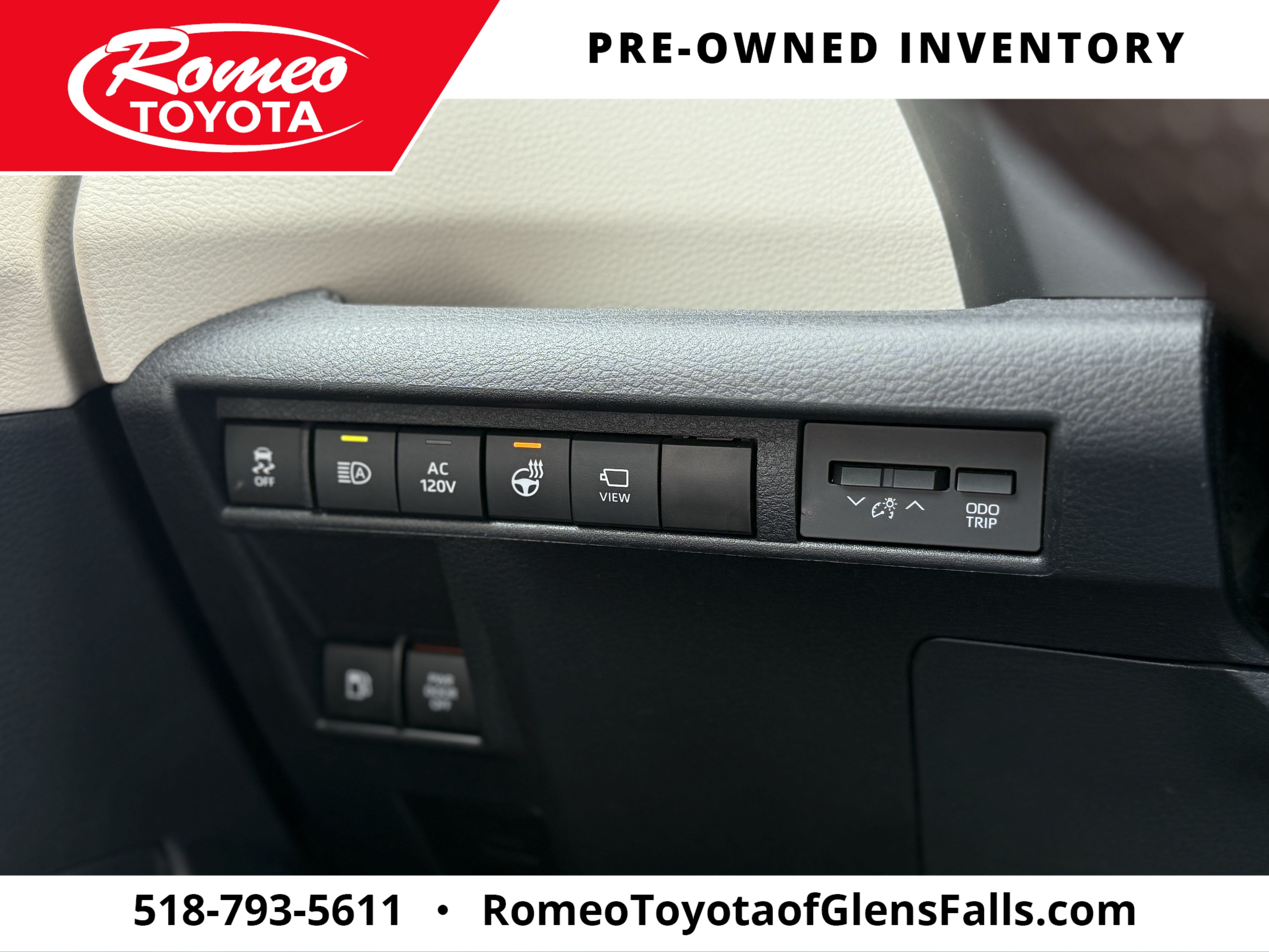2023 Toyota Sienna Platinum 7 Passenger