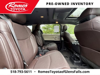 2023 Toyota Sienna Platinum 7 Passenger