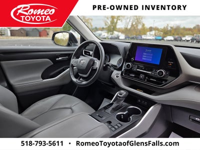 2024 Toyota Highlander Hybrid XLE