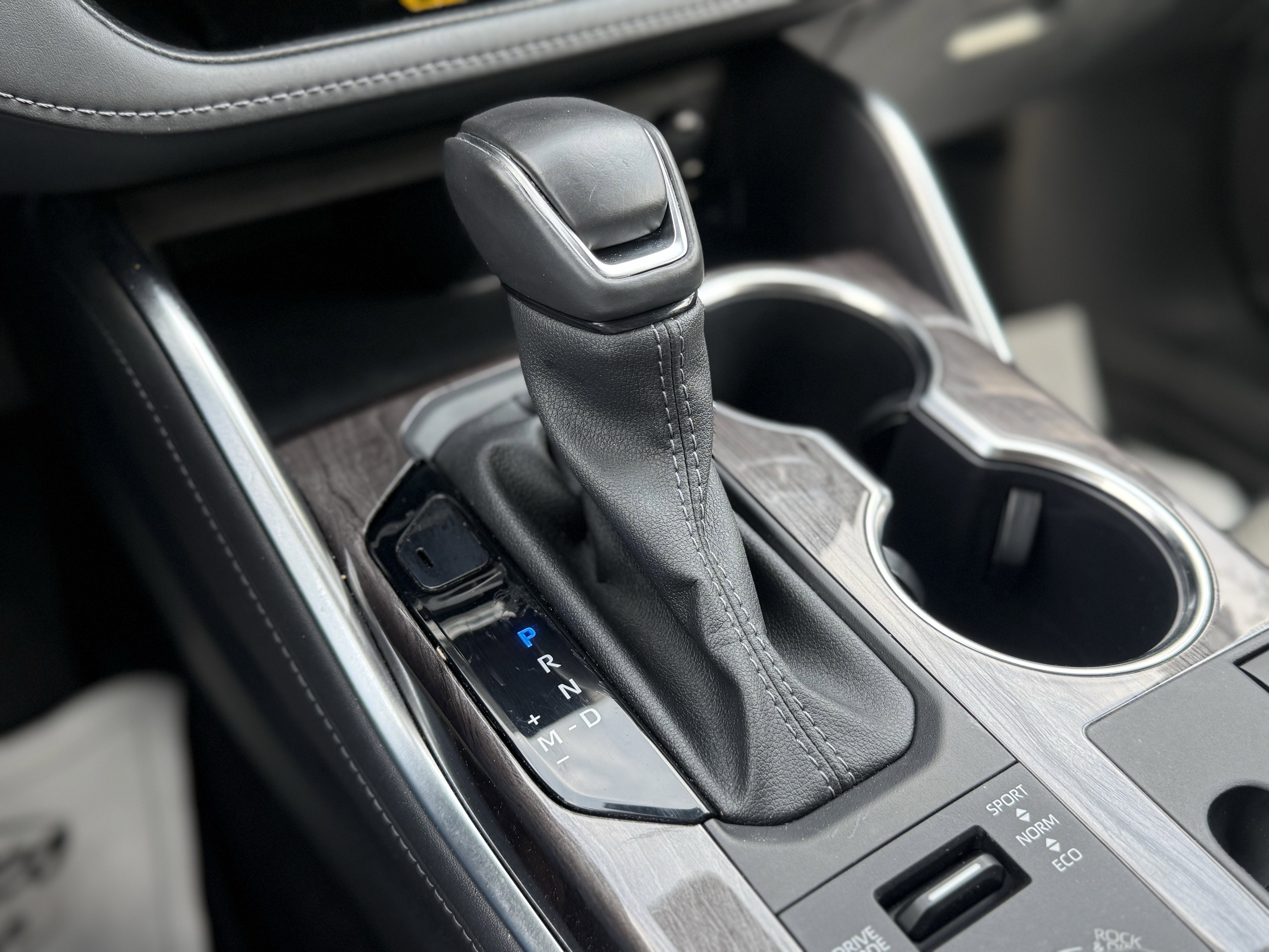 2024 Toyota Highlander Platinum