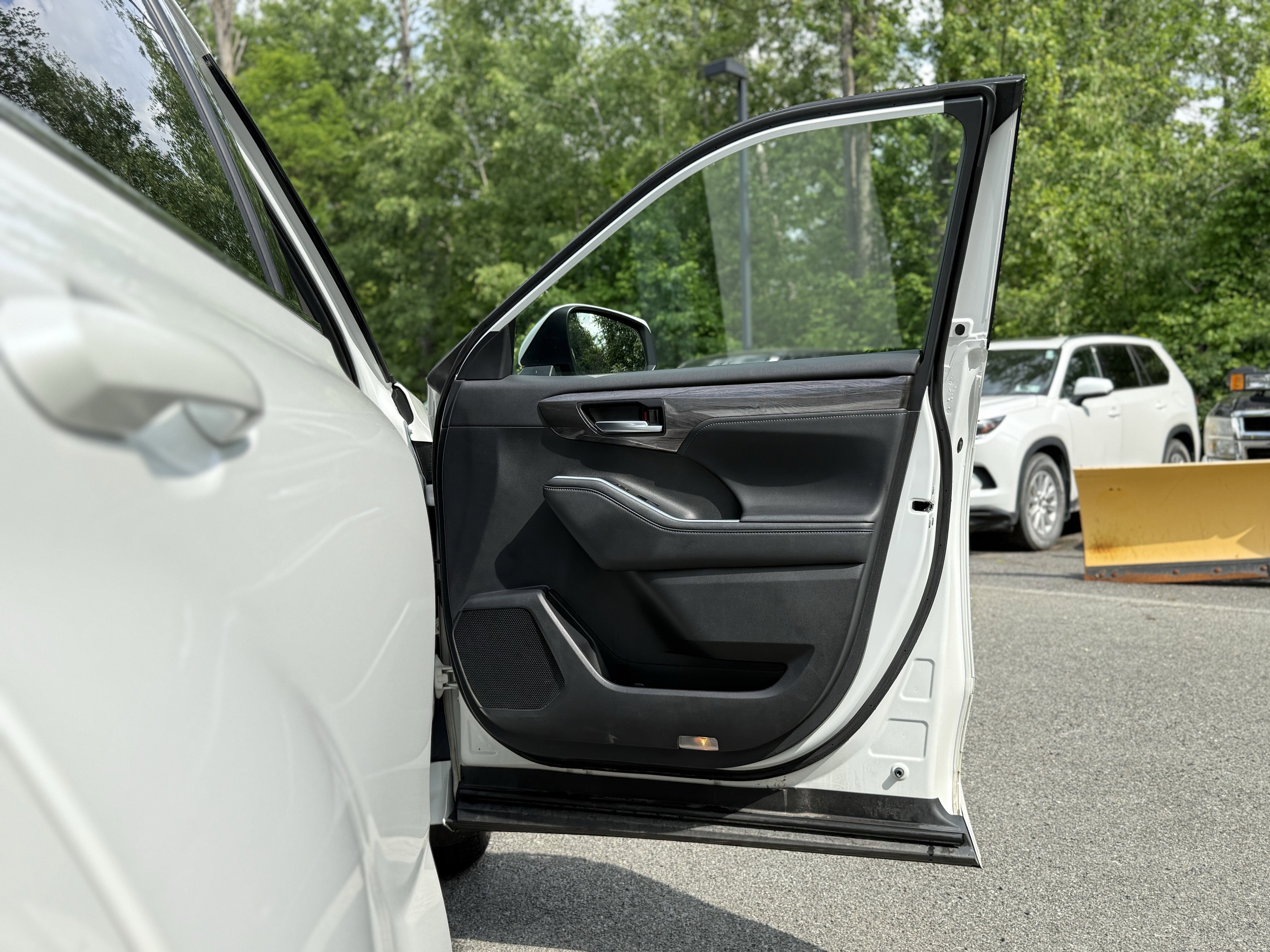 2024 Toyota Highlander Platinum