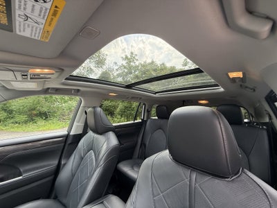 2024 Toyota Highlander Platinum