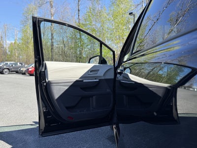 2022 Toyota Sienna LE 8 Passenger