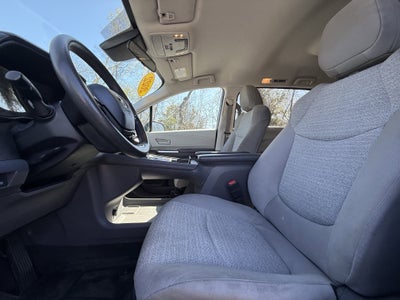 2022 Toyota Sienna LE 8 Passenger